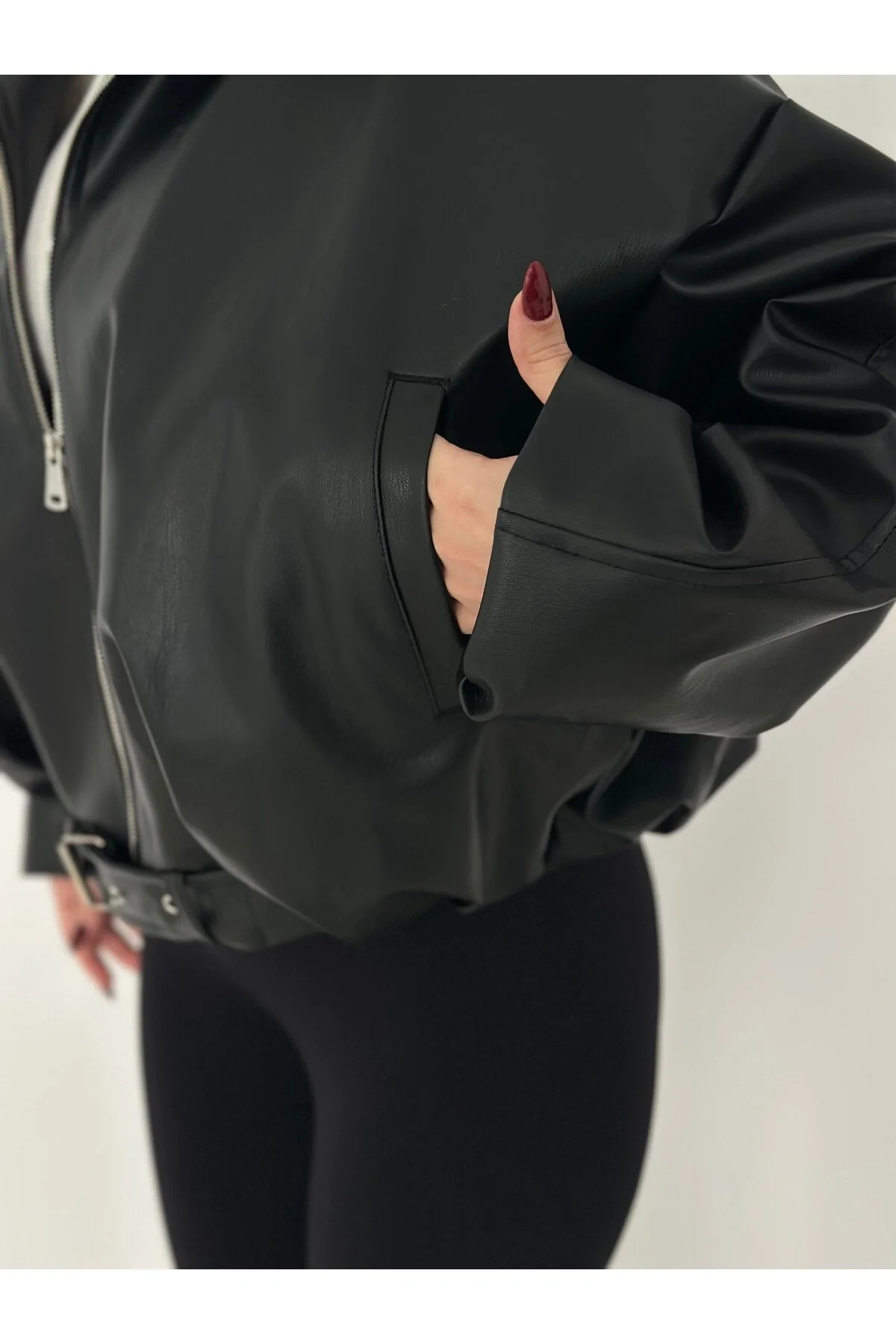 Rowsmen  KADIN Yeni Sezon P&B Oversize Bomber KADIN Deri Ceket Oversize Relax Fit, Fermuarlı Kemer Detaylı - Görsel 6