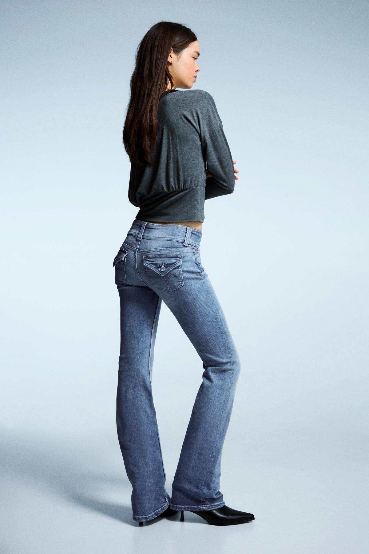 Bershka  Düşük bel bootcut jean - Görsel 3