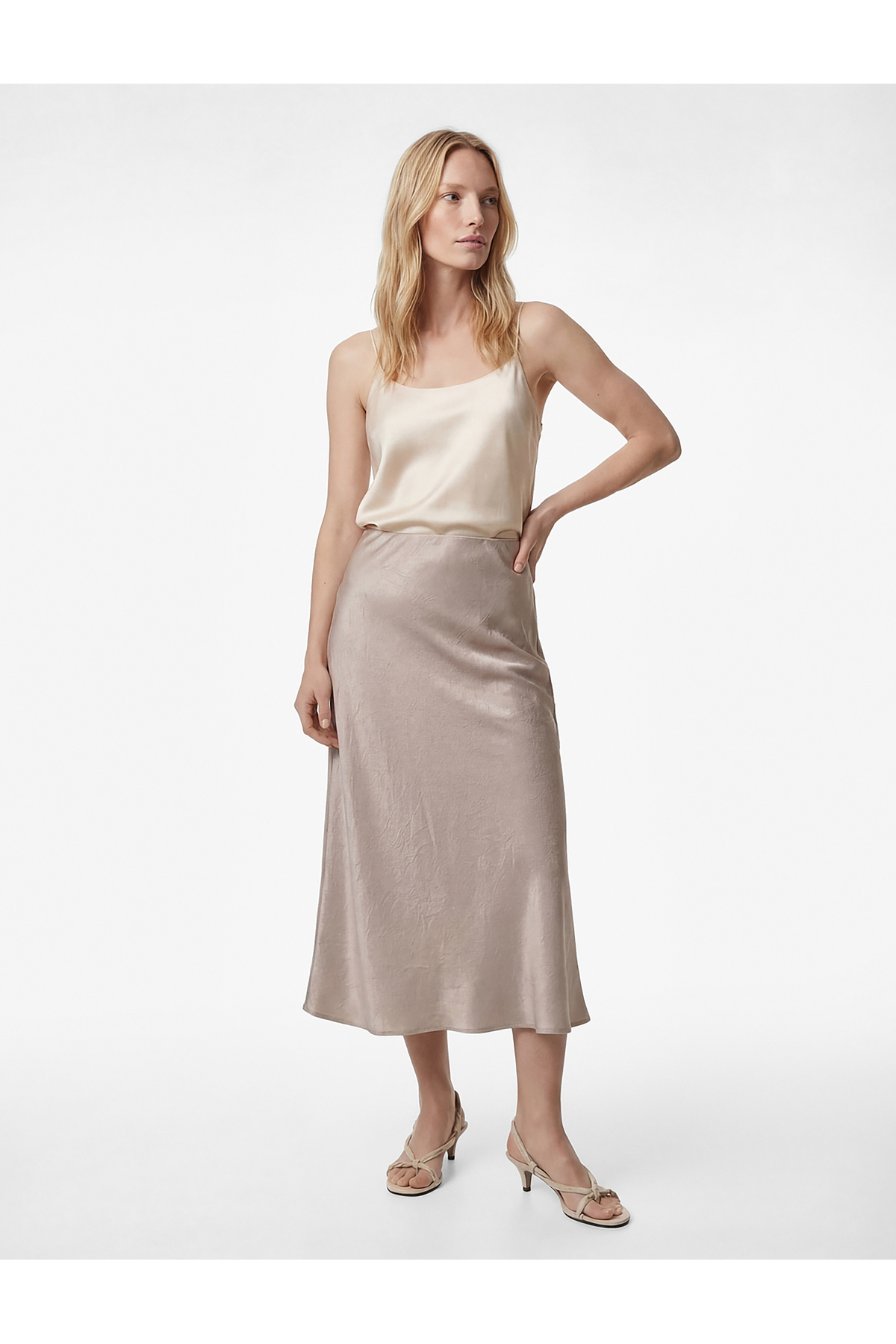 Koton Balık Kesim Slim Fit Midi Boy Dokulu Saten Etek görsel 2