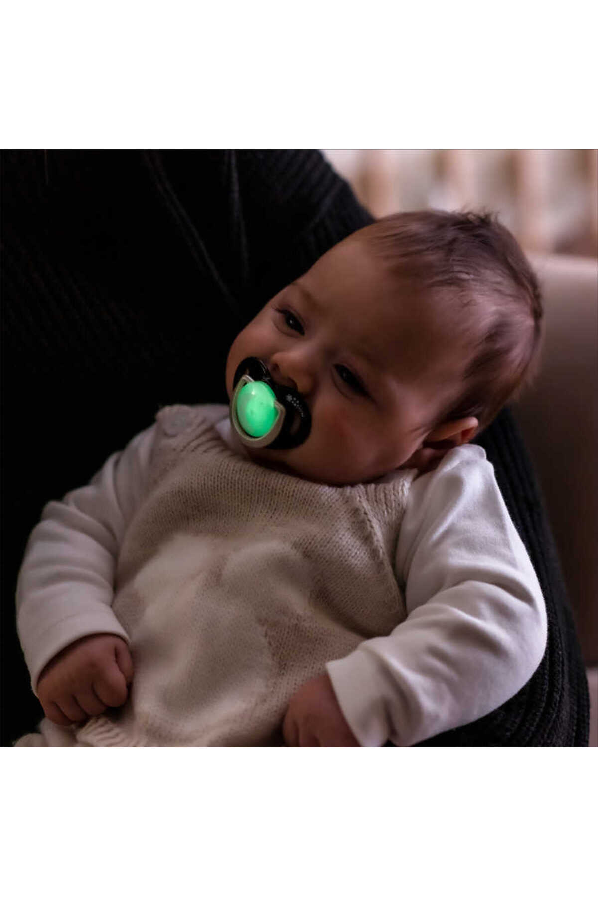 Mamajoo Ortodontik Emzik Seti 6 Ay+ Black & Pearl | İkili, Silikon, Damaklı | Sterilizasyon & Saklam fotoğrafı 6 (önizleme)