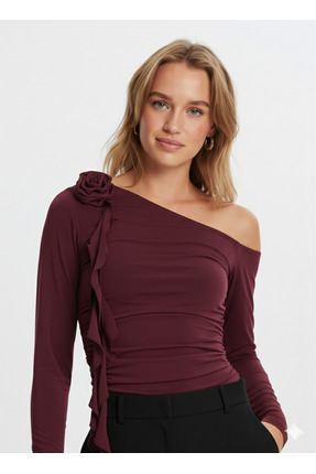 Vera Tekstil Bordo Tek Omuz Gül Detaylı Drapeli Bluz - Asimetrik Yaka Şık Gec...