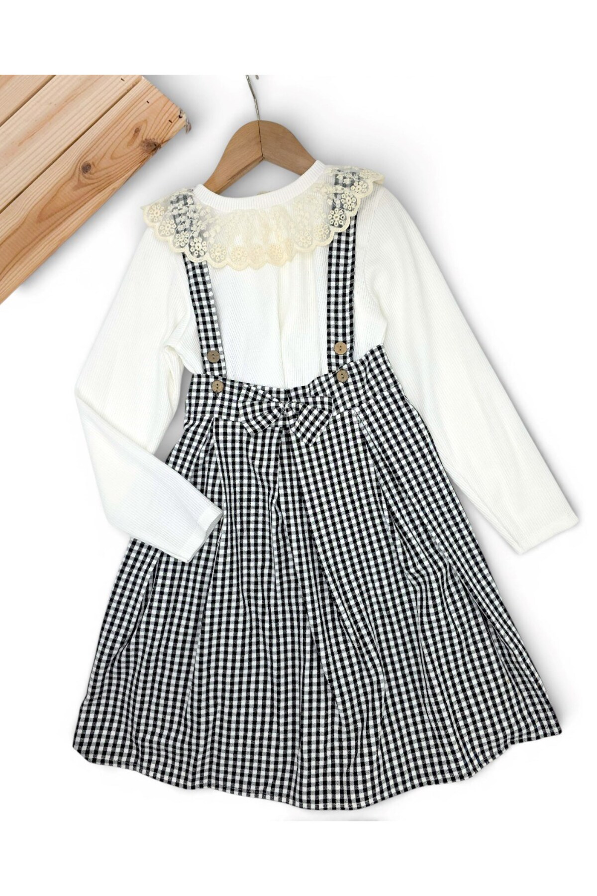 Ege Bebek Kız Çocuk Ekose Salopet Elbise Takımı – Dantelli Uzun Kollu Bluzlu, Askılı Etek Kombin (2-9 Yaş) fotoğrafı 3 (önizleme)