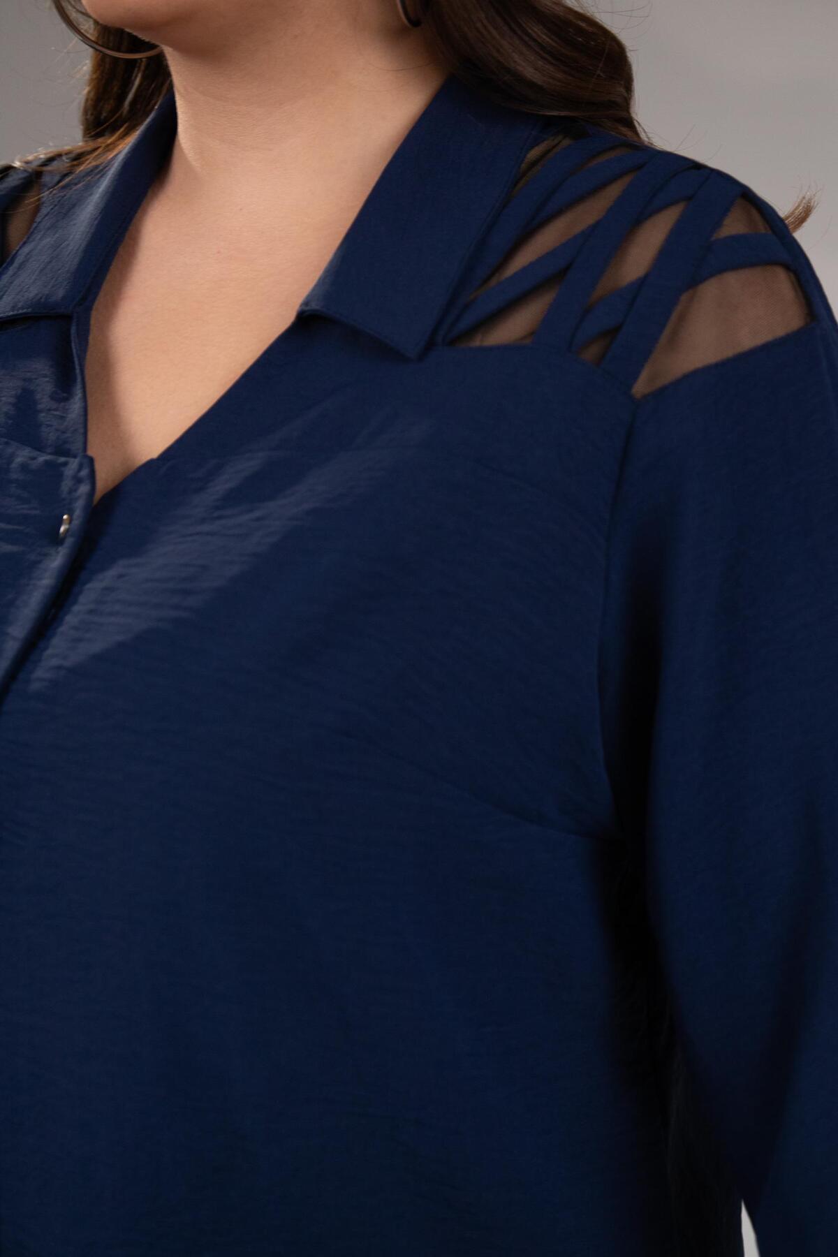 Roxxlen  Büyük Beden Kadın Omuz Detaylı Gömlek Siyah - Görsel 4