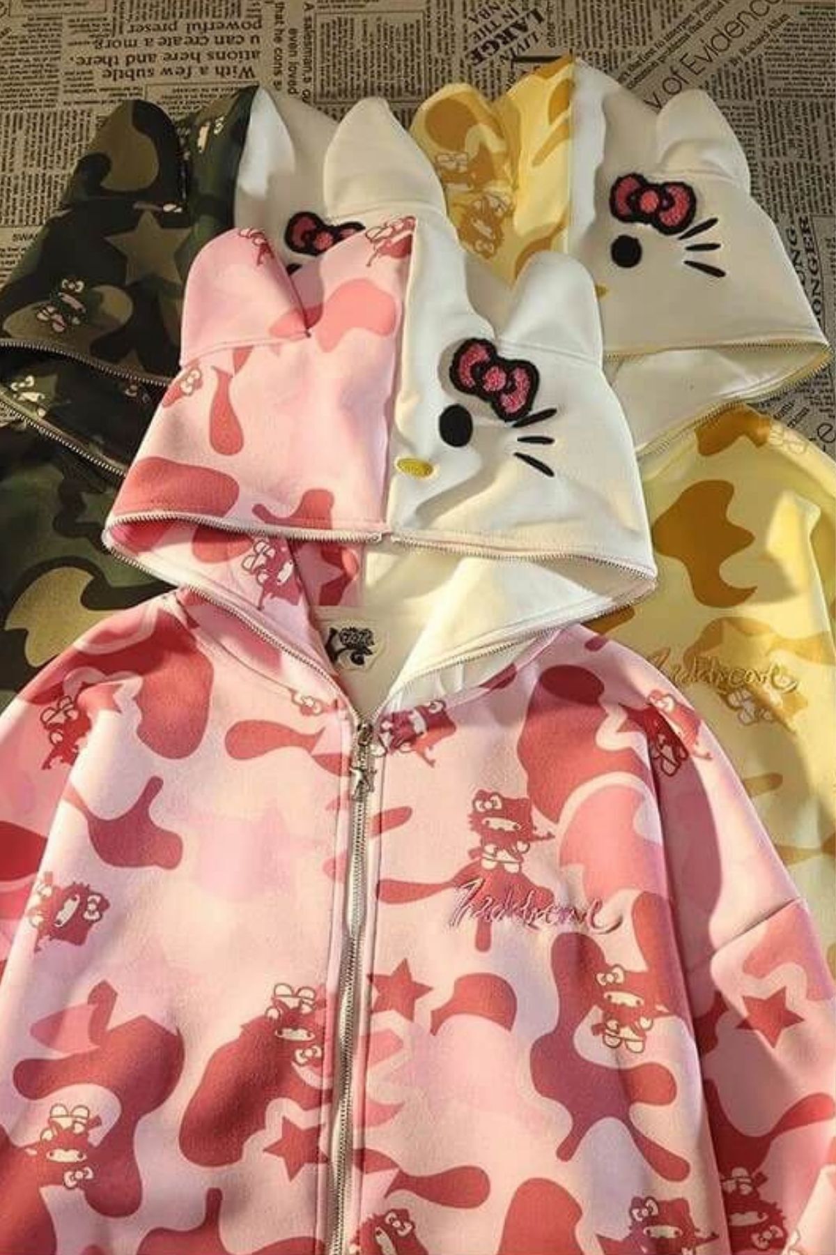 İlayda Toprak  Camo Sarı Hello Kitty Unisex Hoodie Fermuarlı Uzun Kollu Hırka - Görsel 5