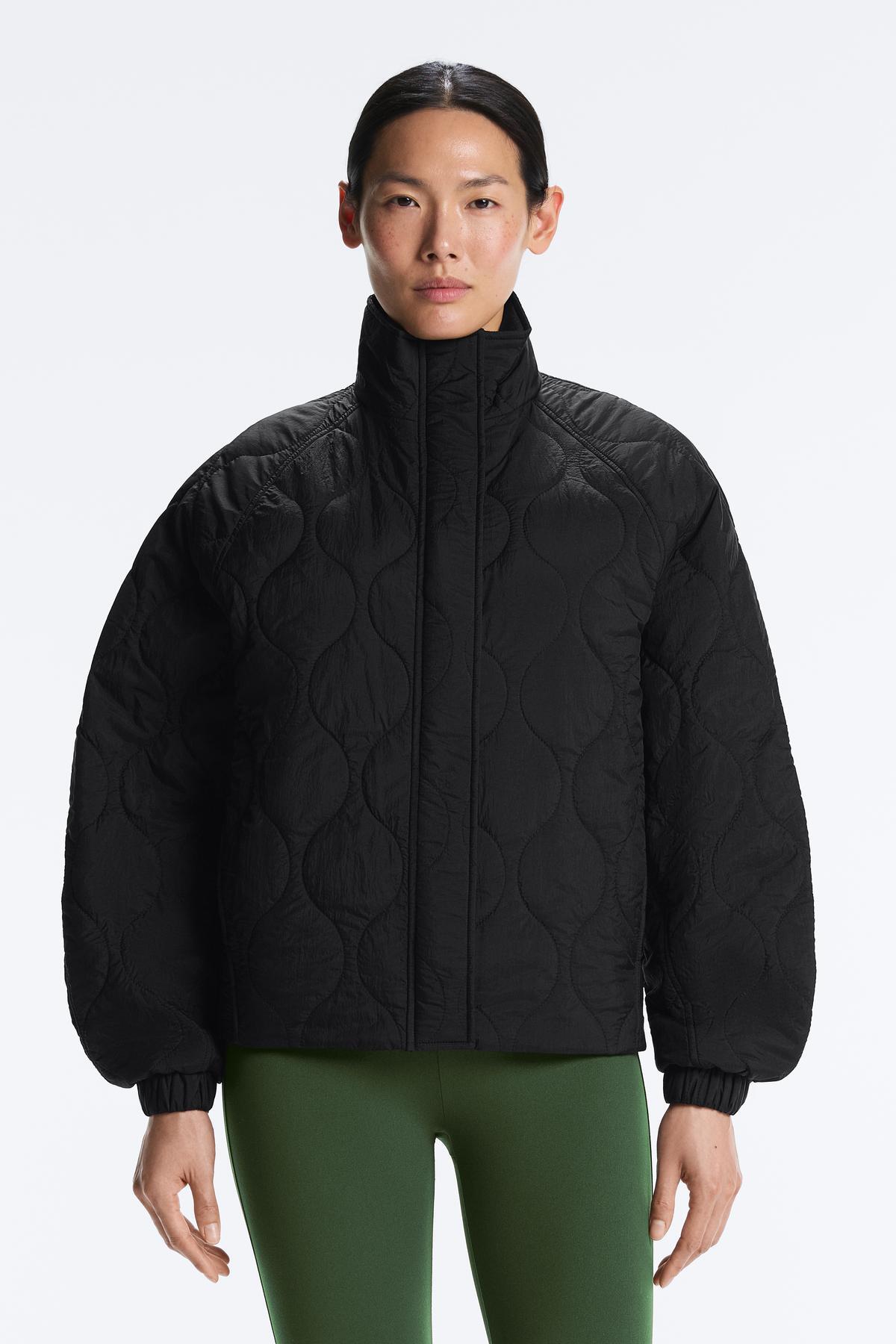 Oysho  FELLEX® AEROGEL su itici dolgulu ceket