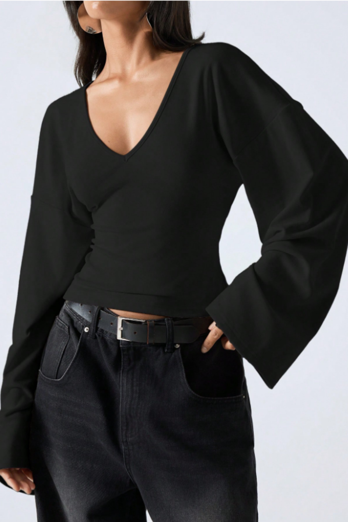 Tarz Cool  Kadın V Yaka Uzun Kollu Belden Oturtmalı Bluz - Görsel 2