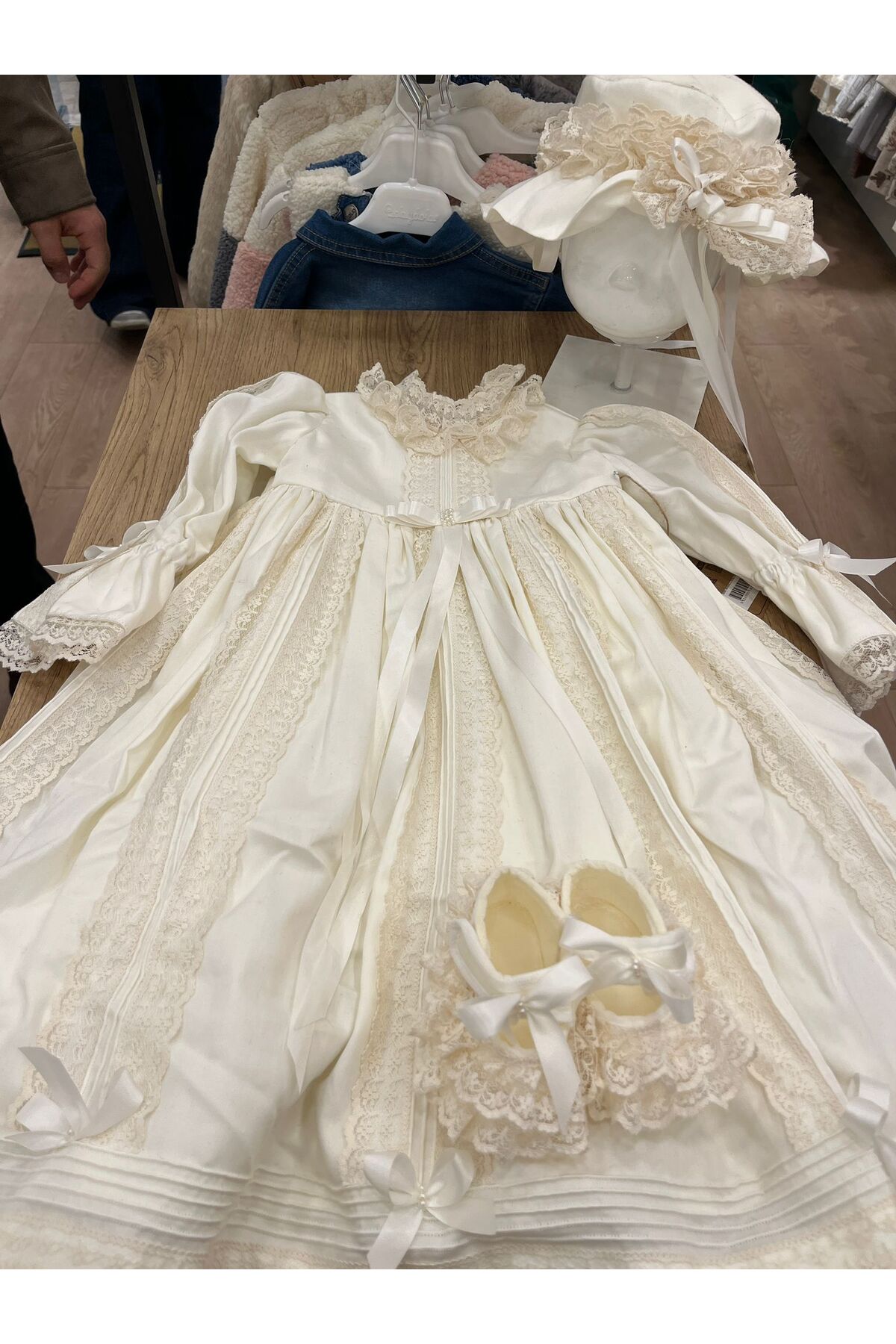 PARK BEBE Kız bebek mevlüt elbisesi özel dikim ipek kumaş 3 parça özel günler için tasarım fotoğrafı 3 (önizleme)