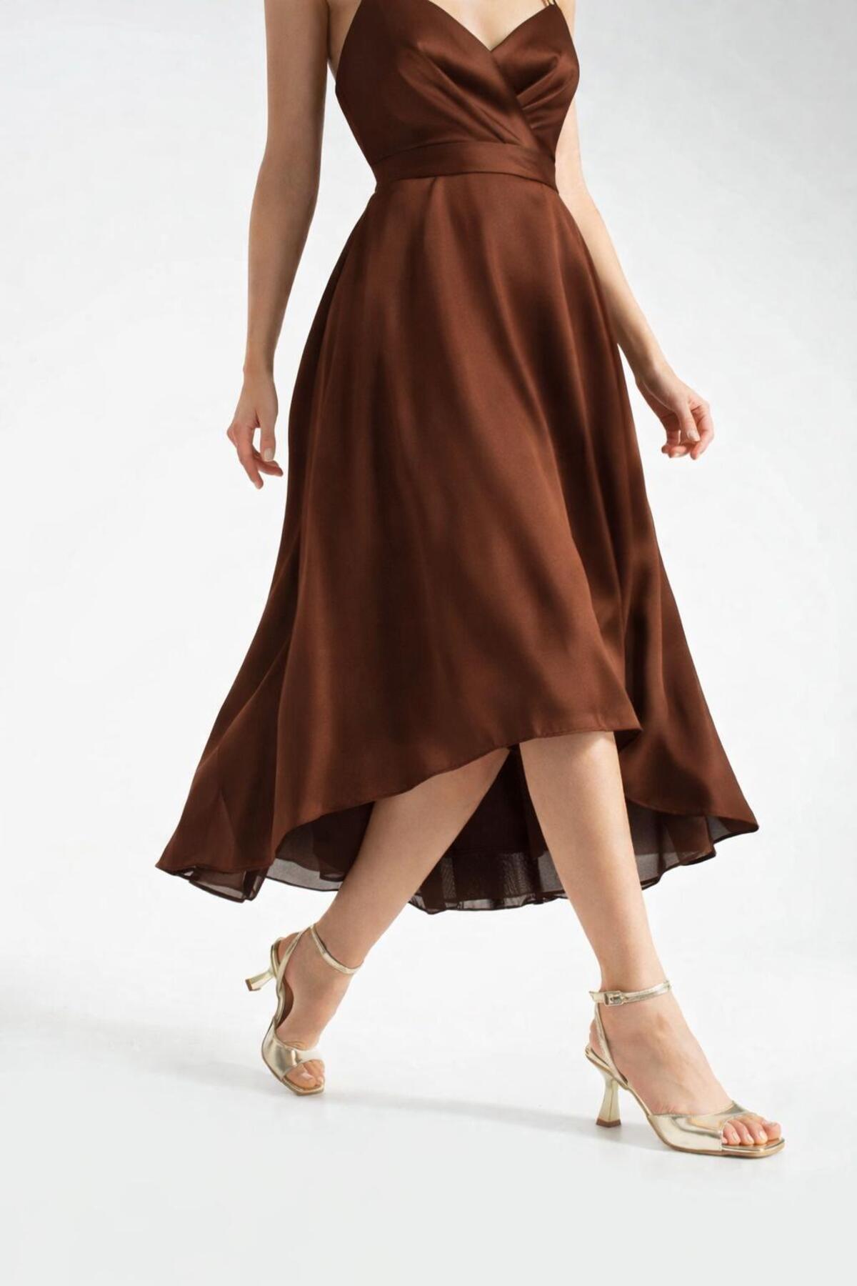 Büşra Sultan Ayakkabı & Çanta  Kadın Metalik Altın Tek Bant Topuklu Abiye Ayakkabı 8 Cm - Görsel 4