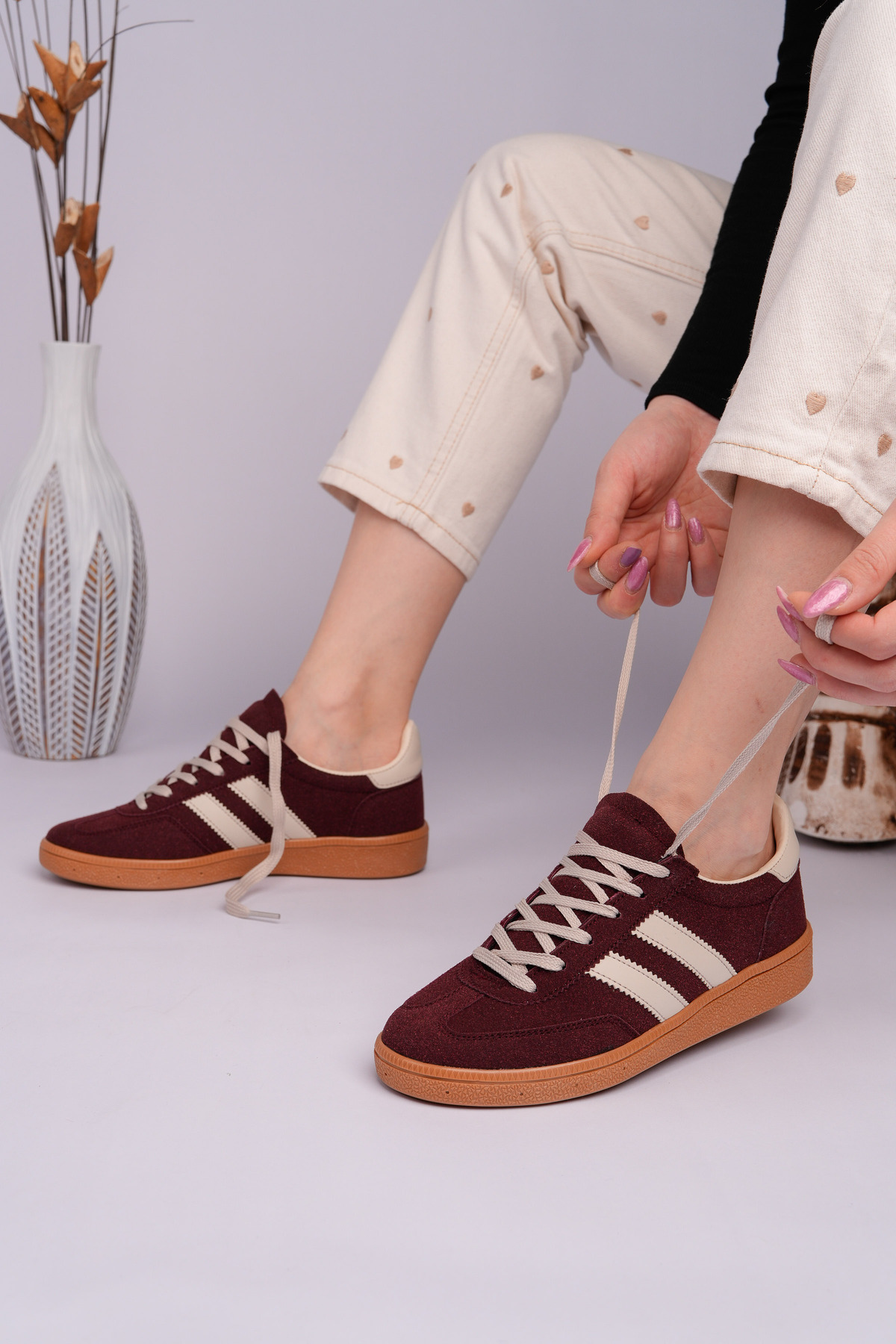 ALFHA  Süet Bordo Termo Taban Yanı Bej Şeritli Ortopedik Tabanlıklı Bağcıklı Spor Ayakkabı 88 - Görsel 2