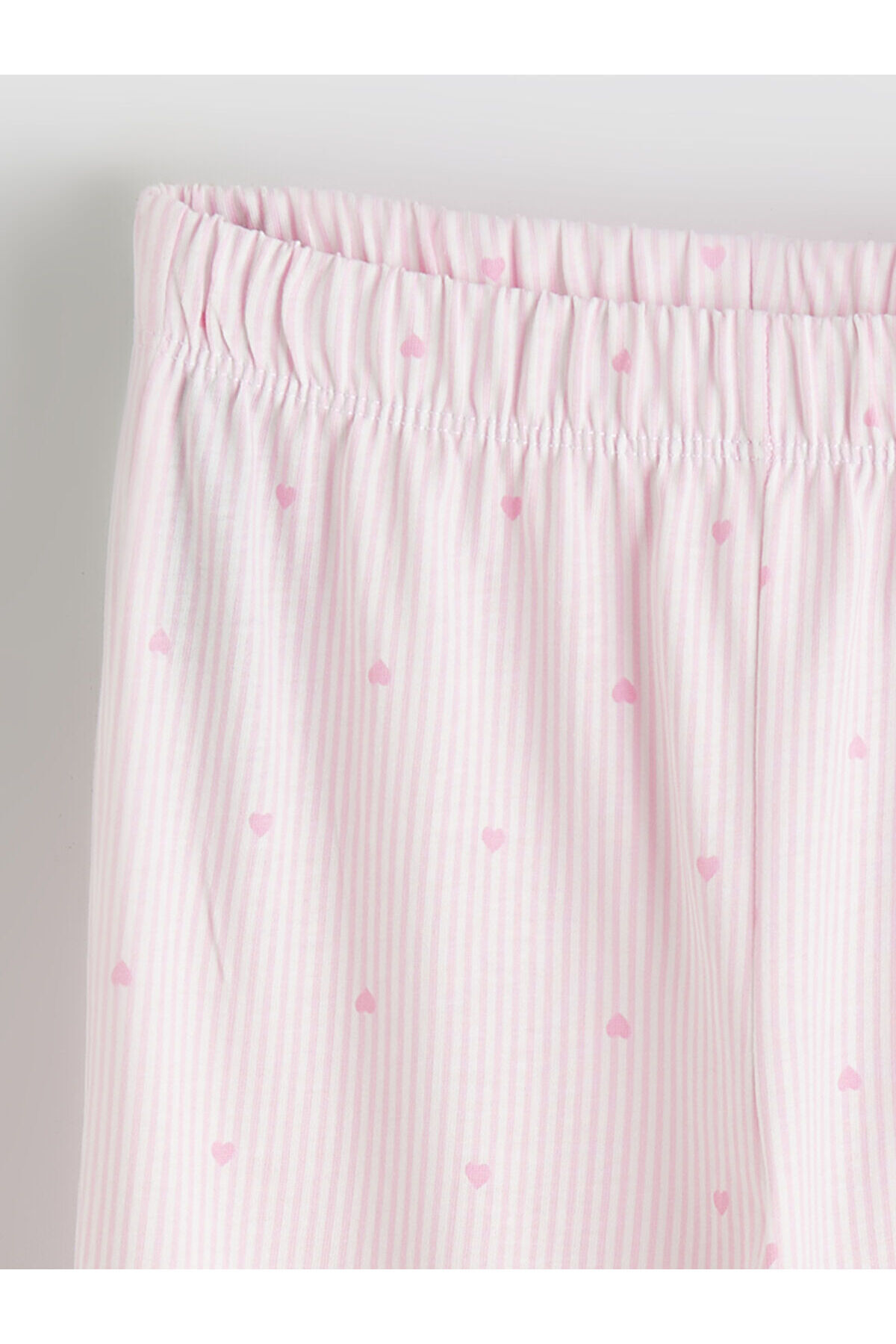LC Waikiki Esse Collection Pembe Gömlek Yaka Desenli Kız Çocuk Pijama Takım fotoğrafı 6 (önizleme)