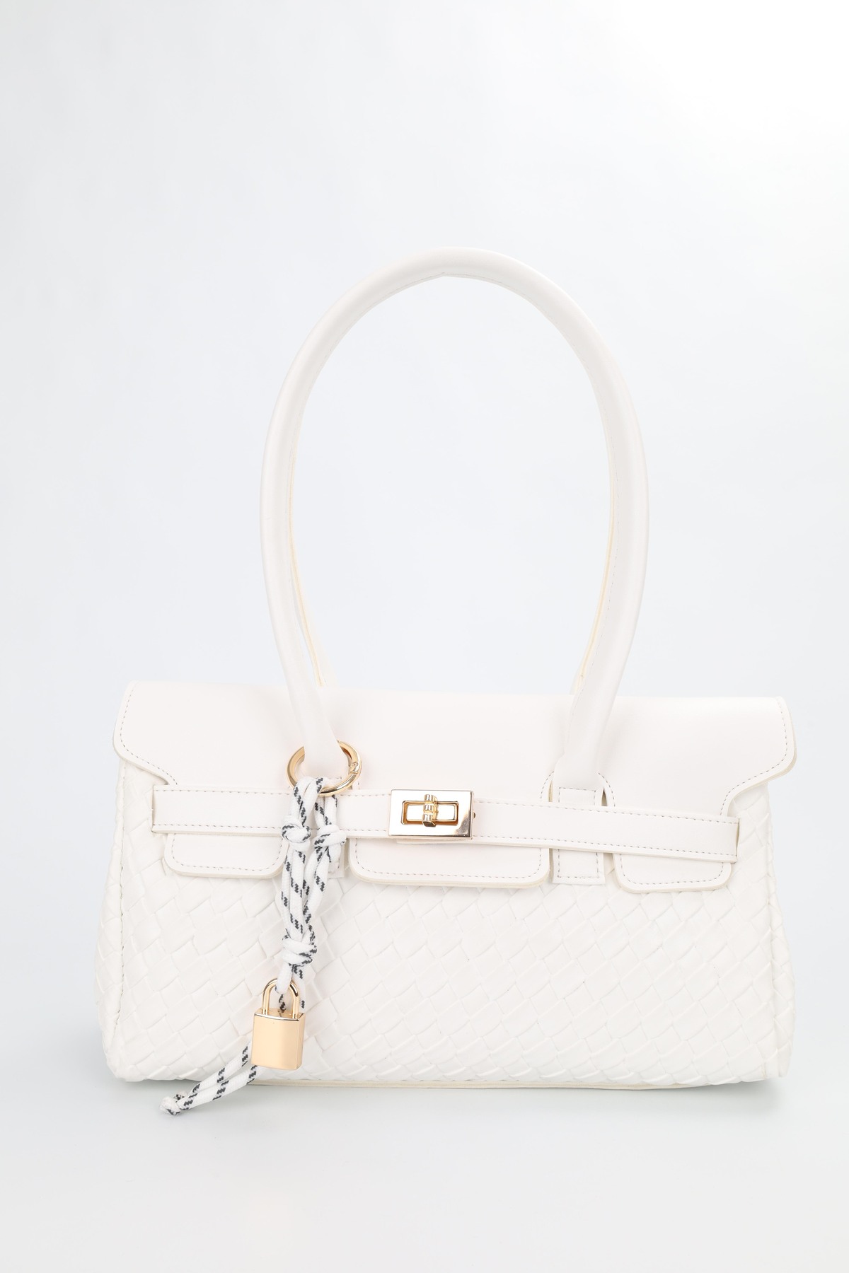 Women's White Braided Leather Belted Charm Detailed Hand and Shoulder Bag with Cover 16x30 Cm Pera