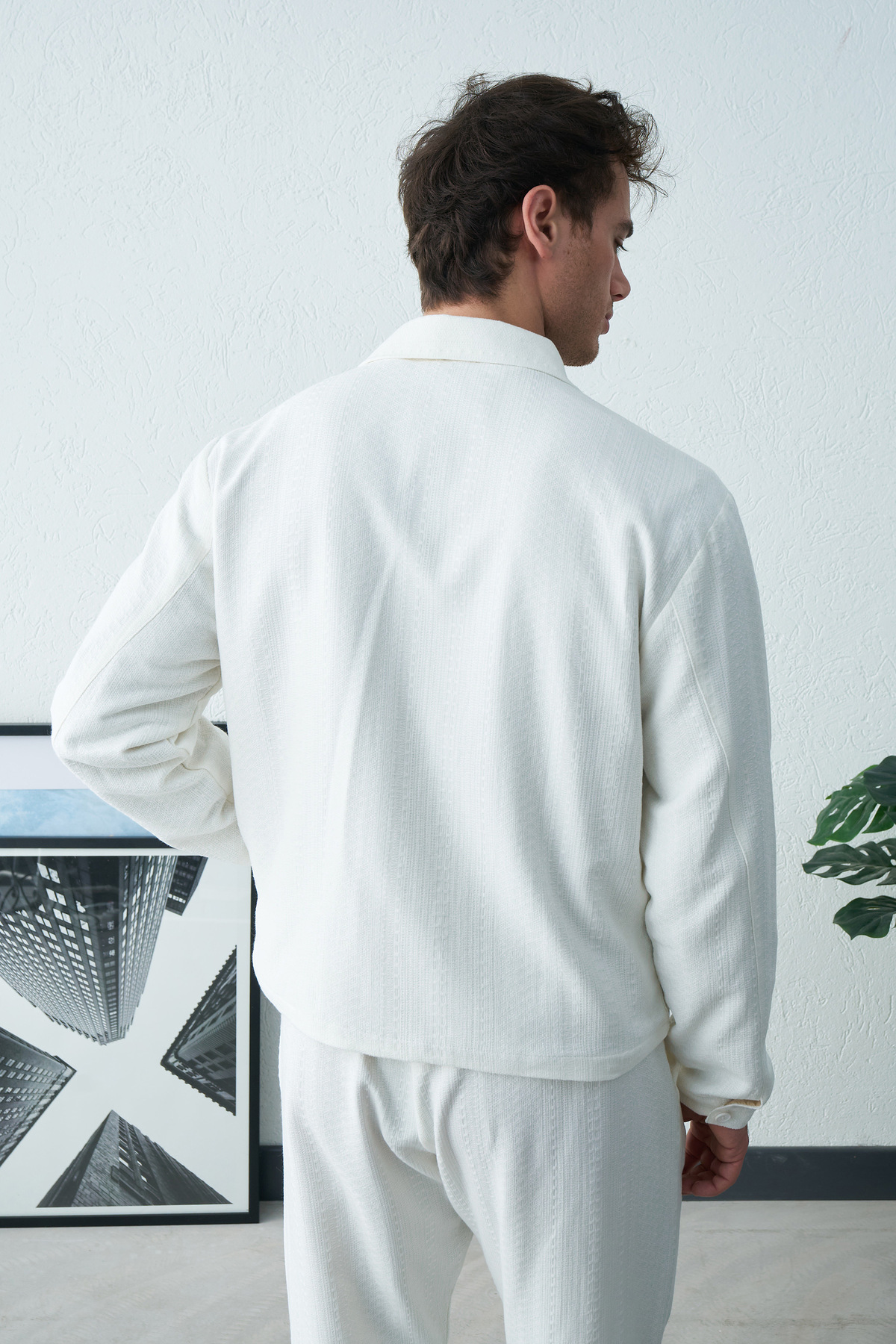 İLKCET MODA  Erkek Beyaz Etnik Desenli Oversize Kısa Ceket - Görsel 3