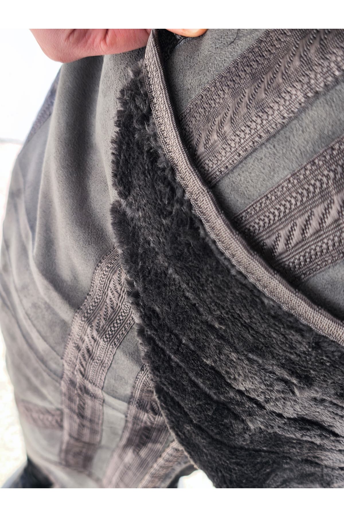 bilqasmi  Erkek Uzun Klasik Kürk Palto Görünümlü Kışlık Dış Giyim Unisex - Görsel 5