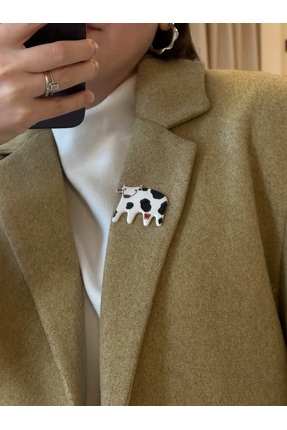 YAKA ART "Matmazel Möö" Porselen Broş - Rozet - Pin