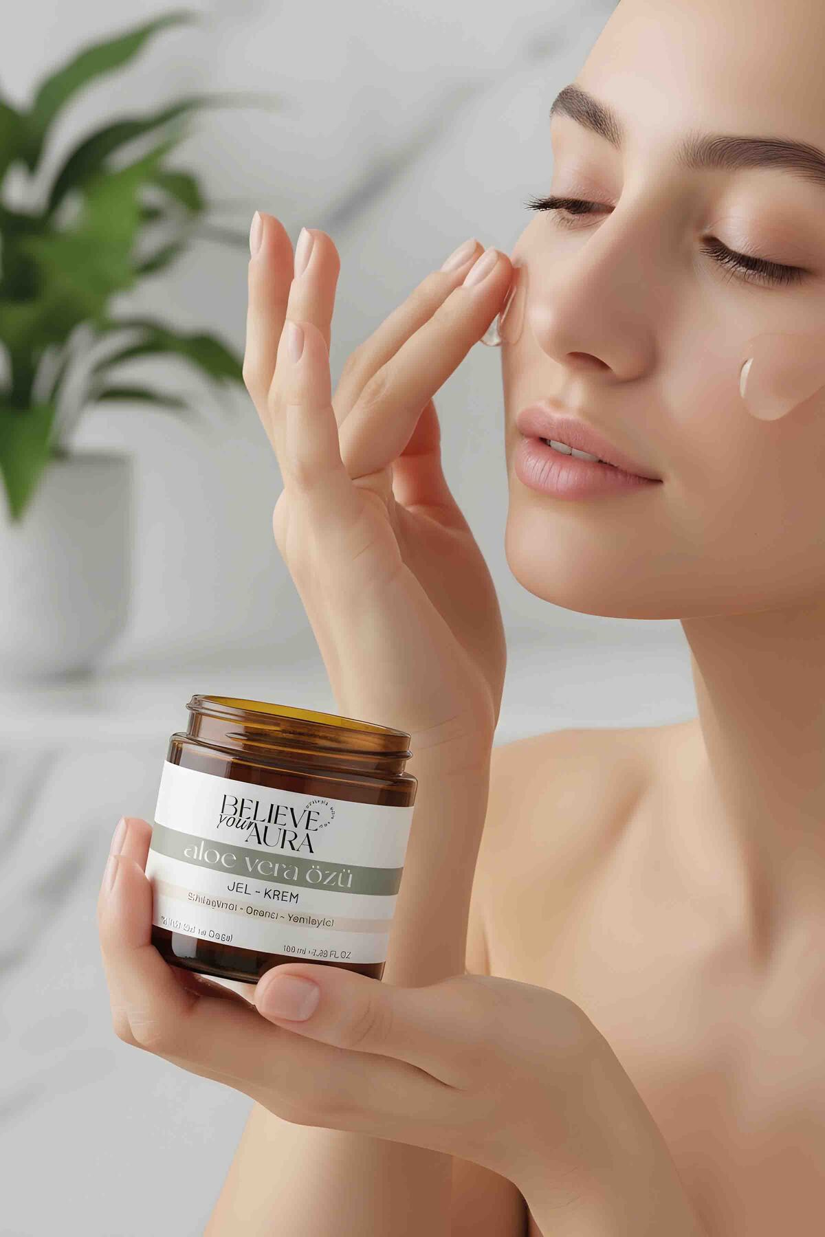 Aloe Vera Jel Kremi - Sıkılaştırıcı Yenileyici Onarıcı %100 Doğal Cilt ve Vücut Bakım Jeli - 100 ml — CRMALV — تصویر 4 از 8