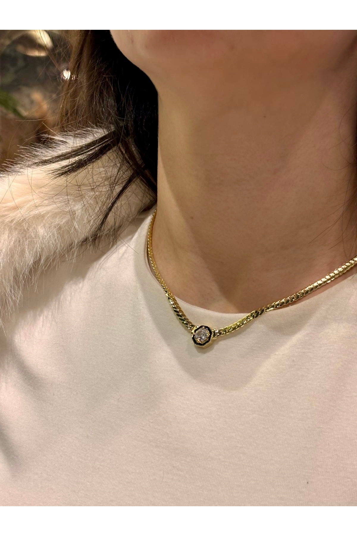 Veralys Atelier GOLD RENK SİYAH TAŞ DETAYLI ÖRGÜ ZİNCİR SERENAY LEYLA MODEL 14K ÇELİK KOLYE