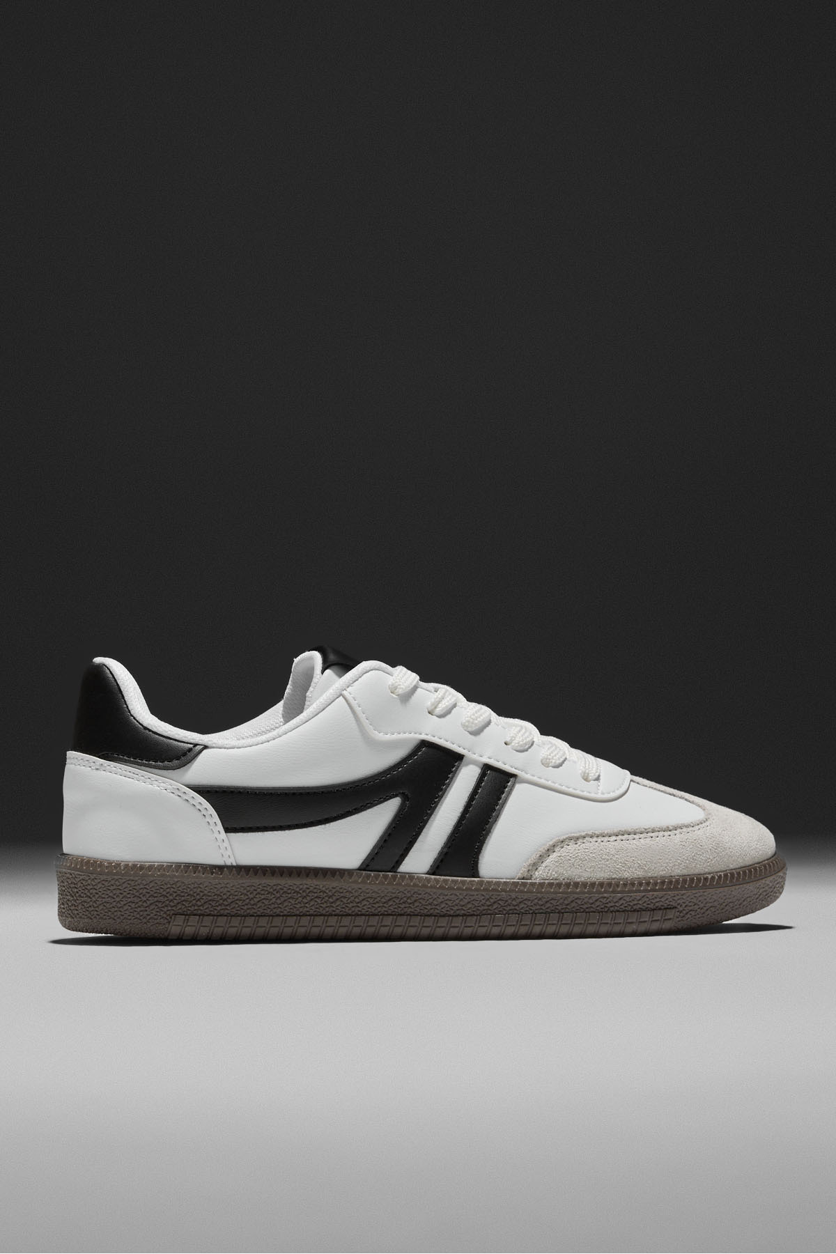 Tonny Black  Kadın Beyaz Siyah Termo Taban Yanı Şeritli Bağcıklı Günlük Rahat Spor Ayakkabı