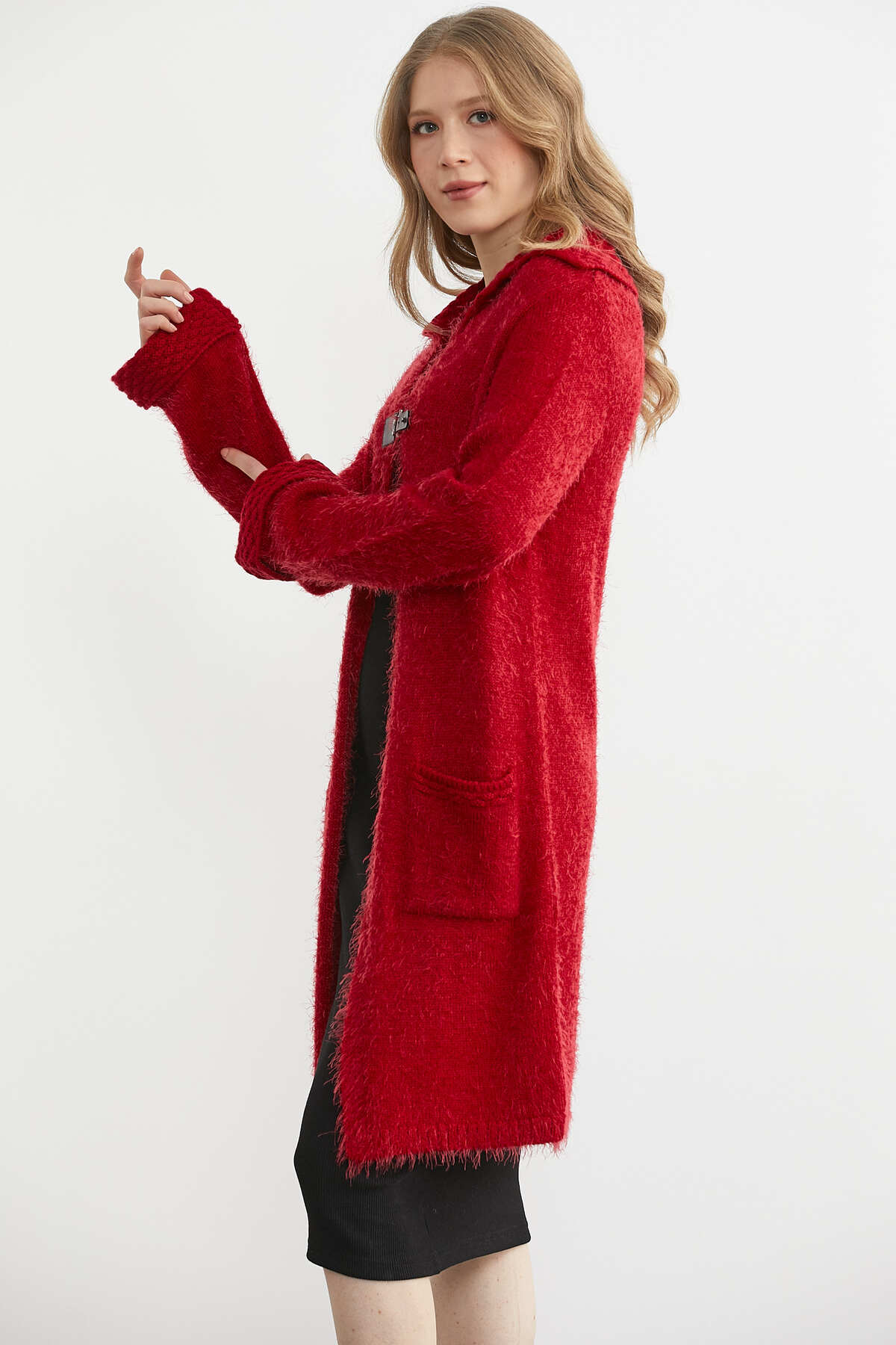 Sementa  Yünlü Şal Yaka Tokalı Uzun Triko Hırka - Kırmızı - Görsel 3