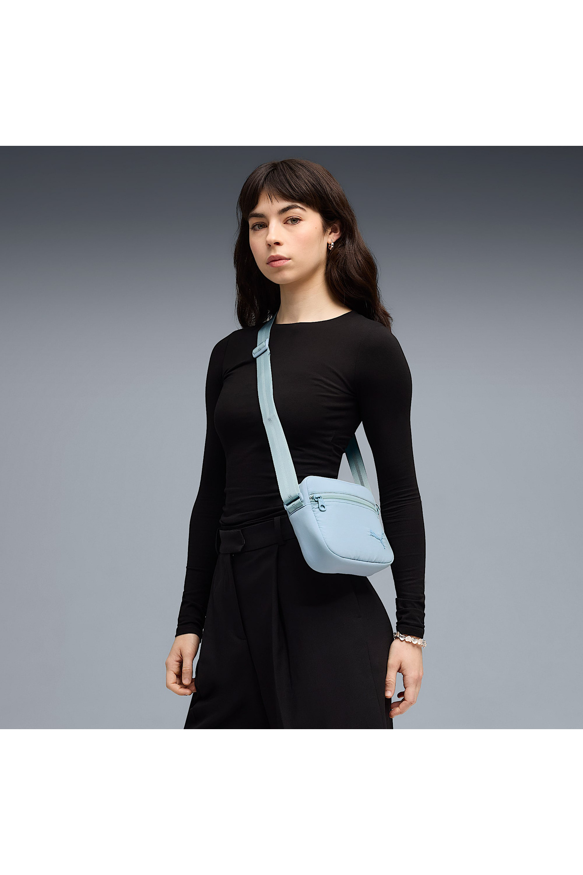 M-PLEMIERのカバン☆ Puma HER 1.5L Crossbody Bag Spor Omuz Çantası 09218405 - Fiyatı