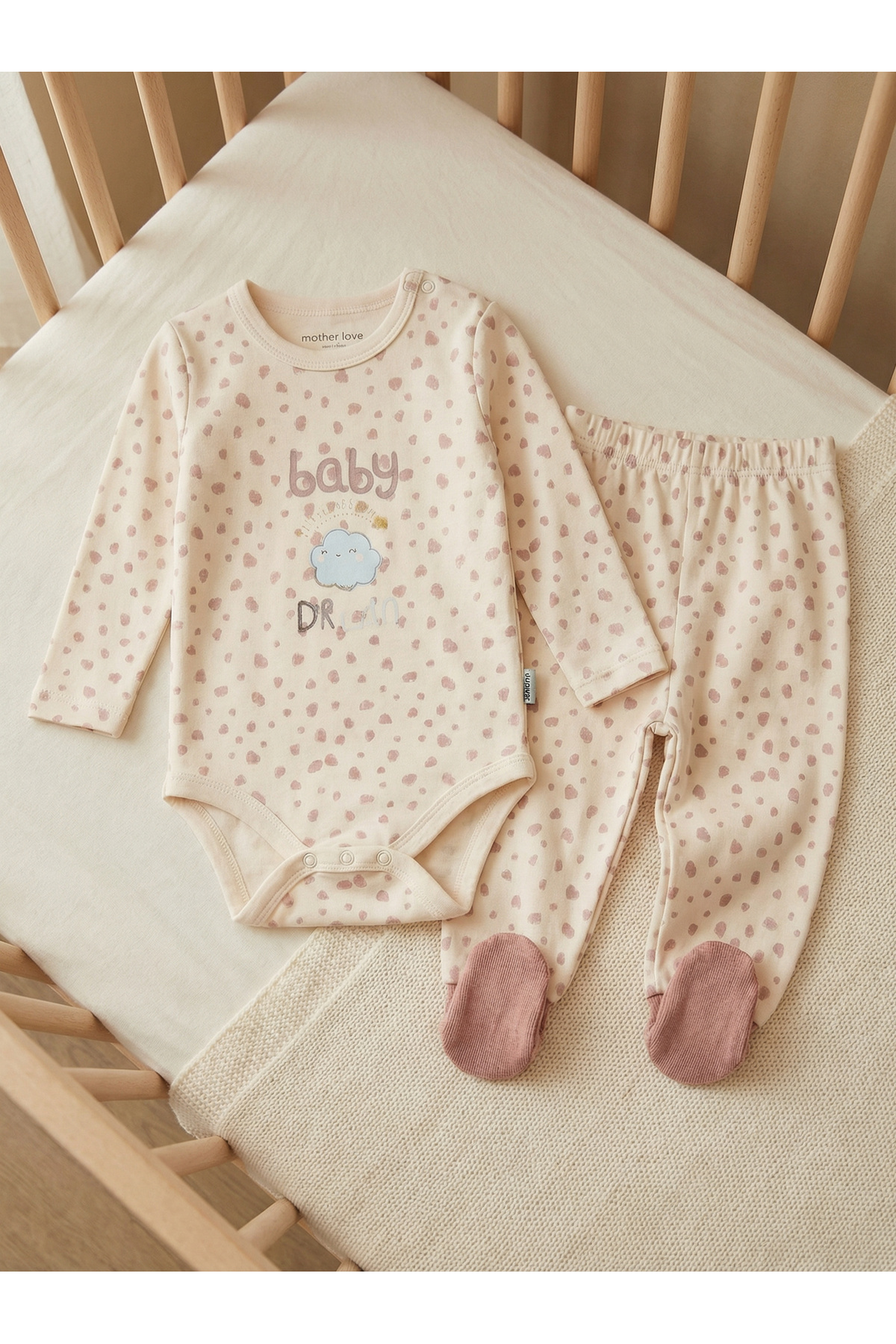 Shoebuo %100 Organik Pamuk Bebek Uzun Kollu Body Zıbın Ve Kendinden Çoraplı Alt Pijama 2'li Takım fotoğrafı 2 (önizleme)
