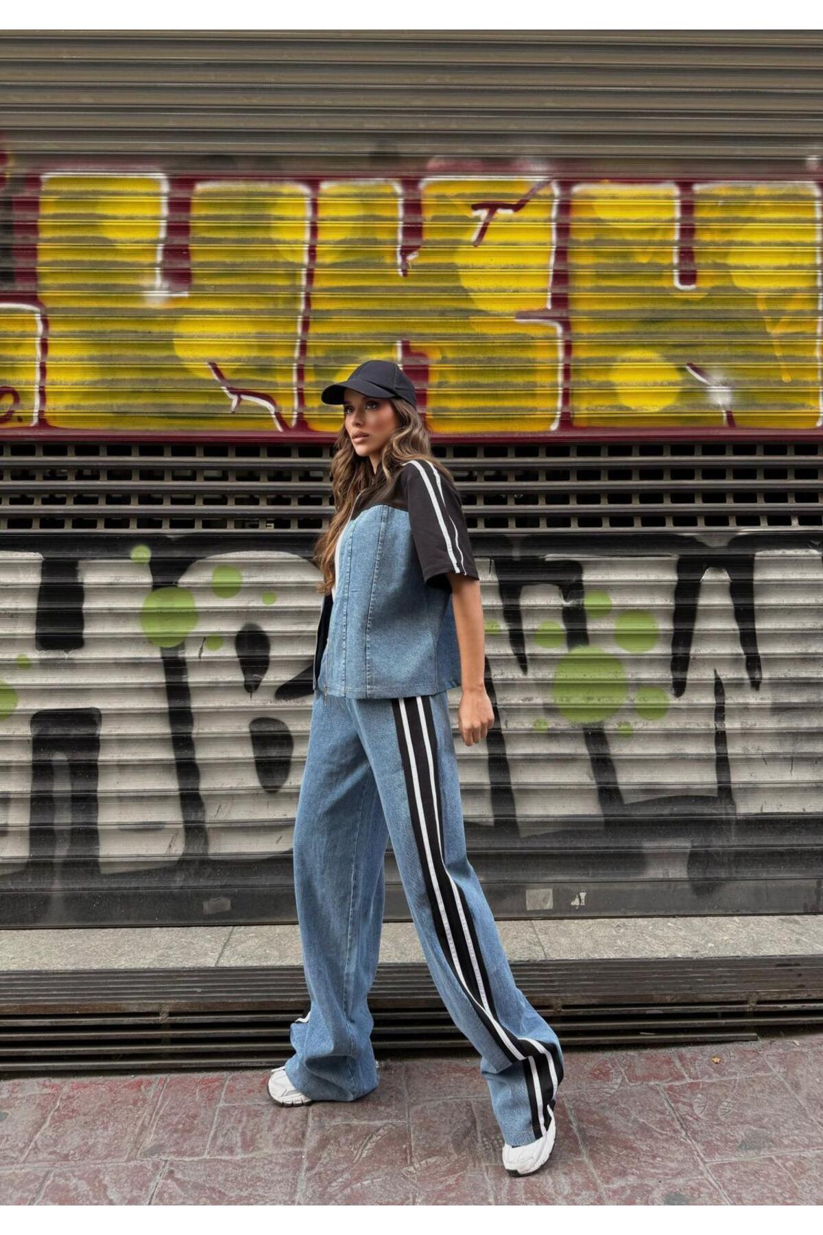 Women's Zippered Short Sleeve Striped Jeans Tracksuit