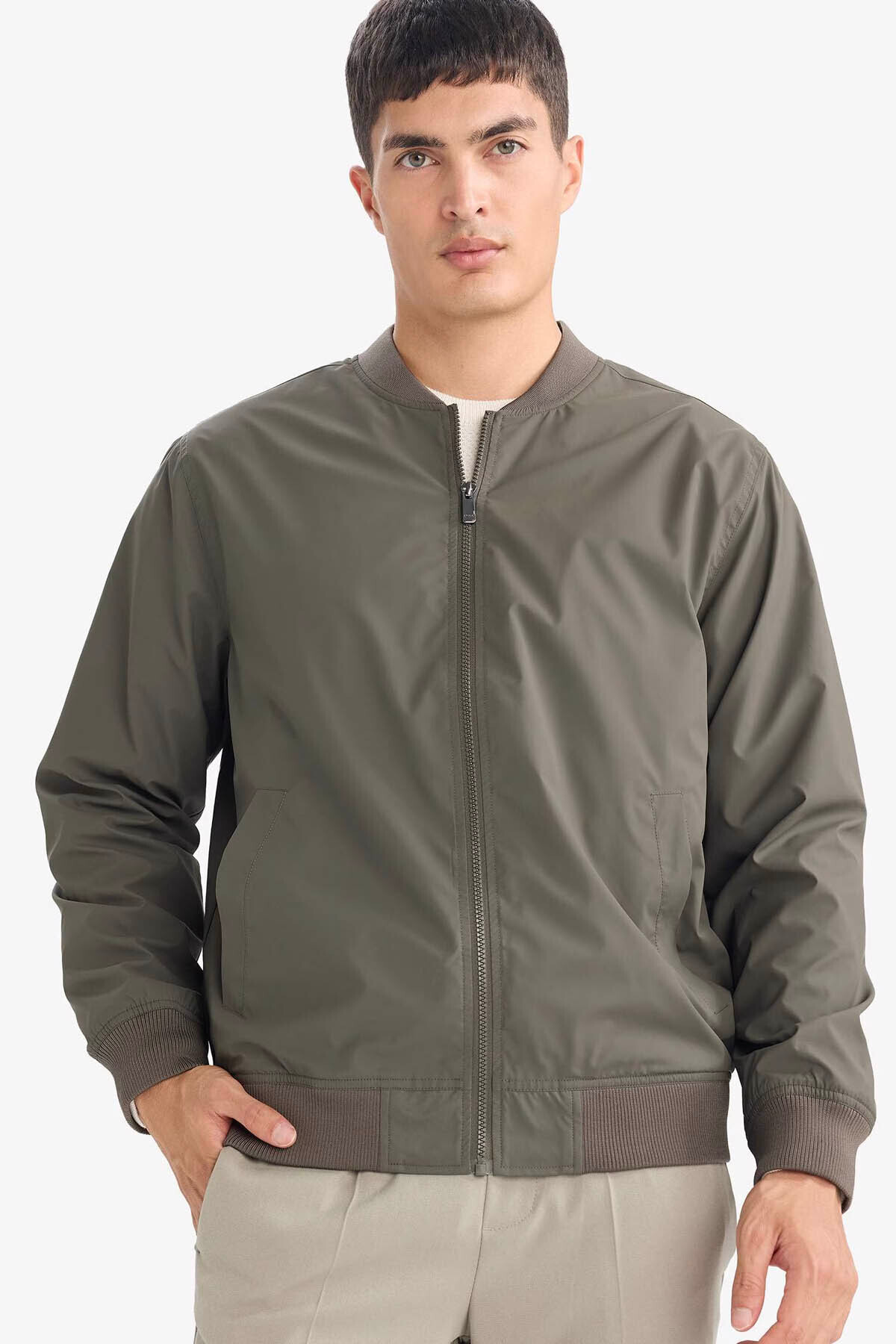 Su İtici Slim Fit Bomber Kolej Yaka Fermuarlı Çift Cepli Mevsimlik Mont D7319AX26SP