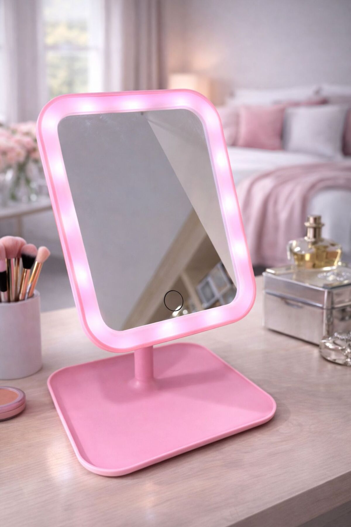 Modernica MAKYAJ AYNASI LED IŞIKLI 3 FARKLI MODU MEVCUT USB ŞARJLI