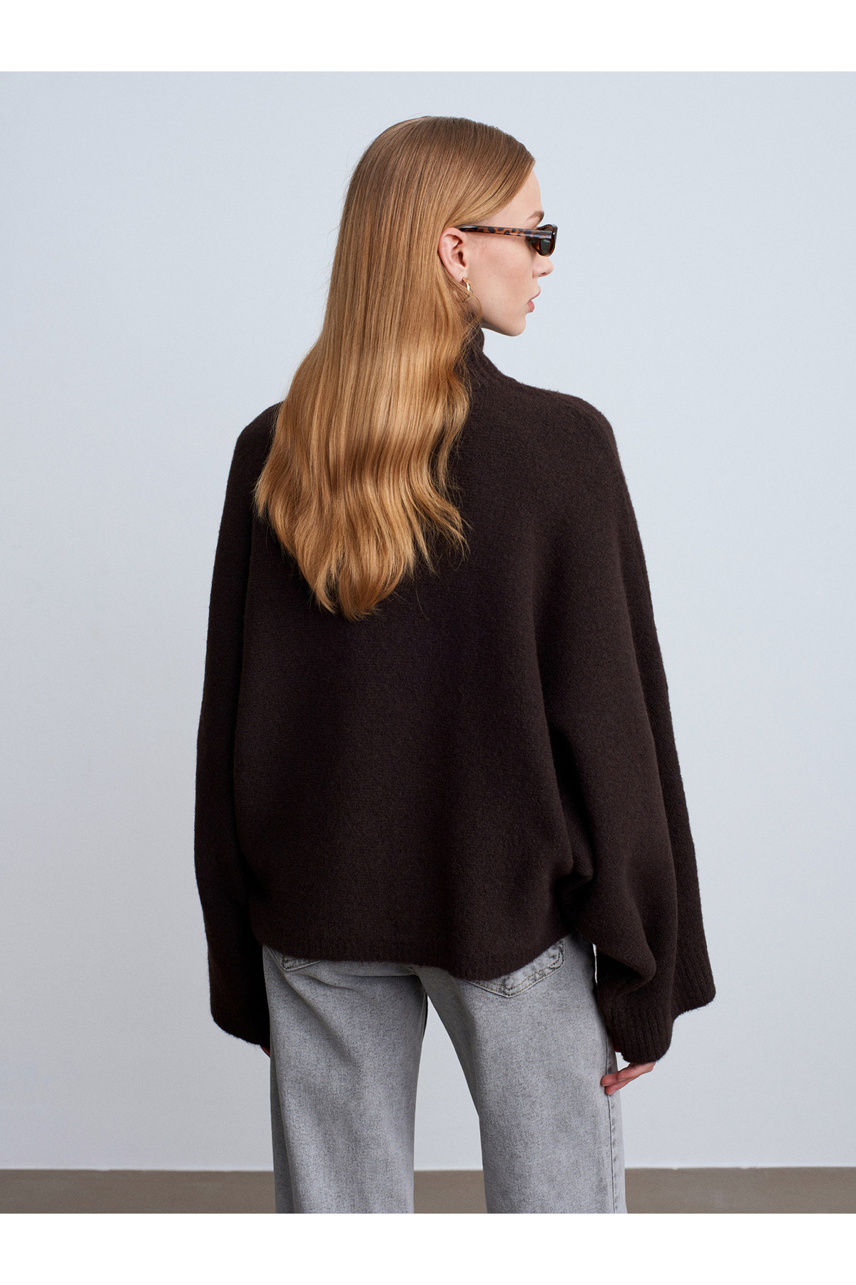 Dilvin  10817 Yün Karışımlı Yarasa Kol Kazak-Koyu Kahve - Görsel 2