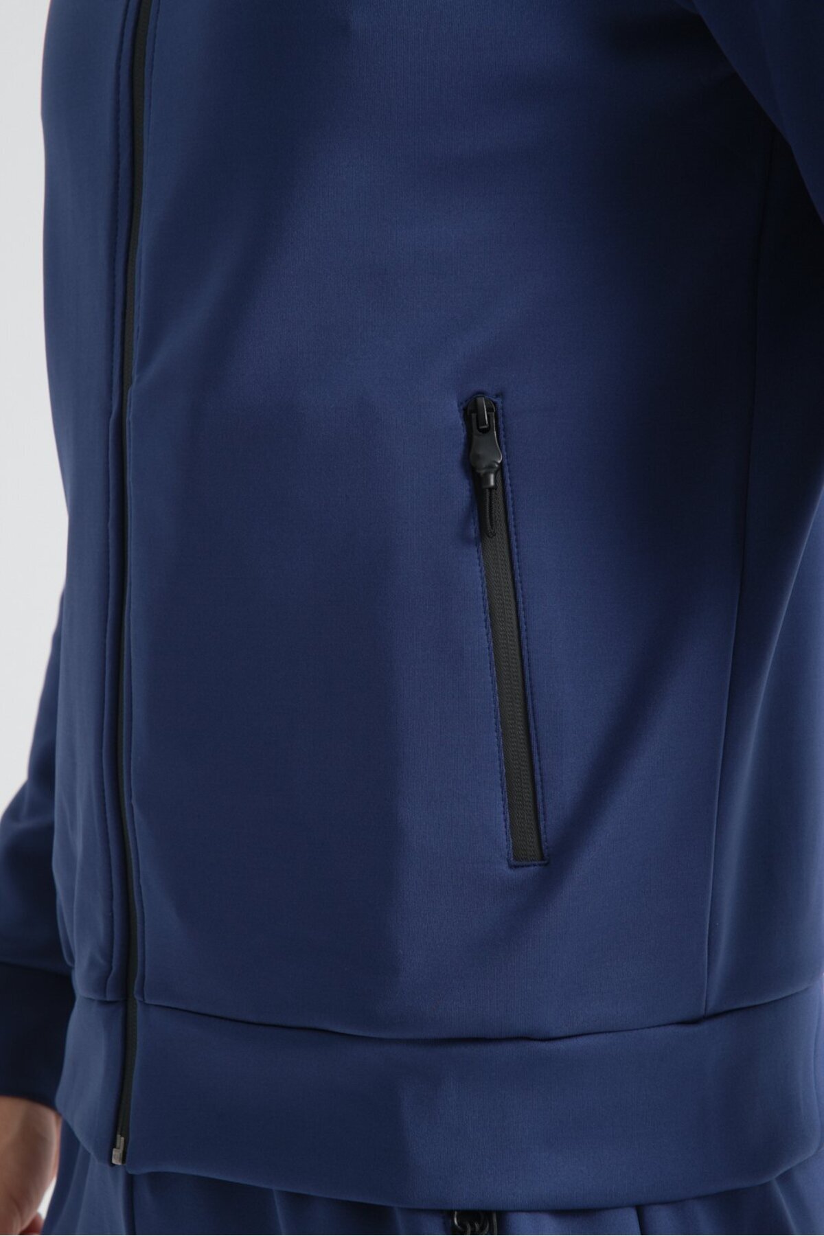 ست لباس ورزشی مردانه Indigo Scuba Seasonal Regular Fit — خاکی SH50009 — تصویر 6 از 7