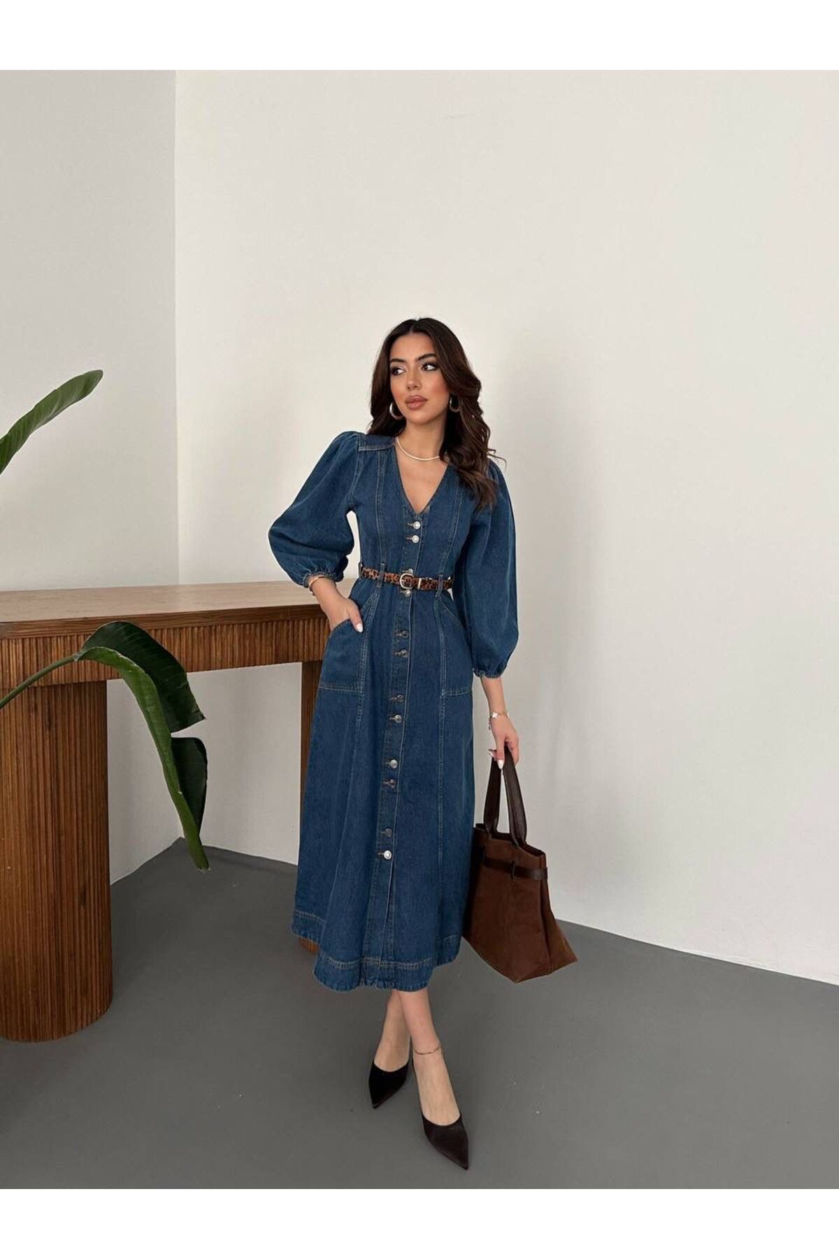 Ekim Store  V Yaka Yarım Kol Düğmeli Kot Elbise - Görsel 6