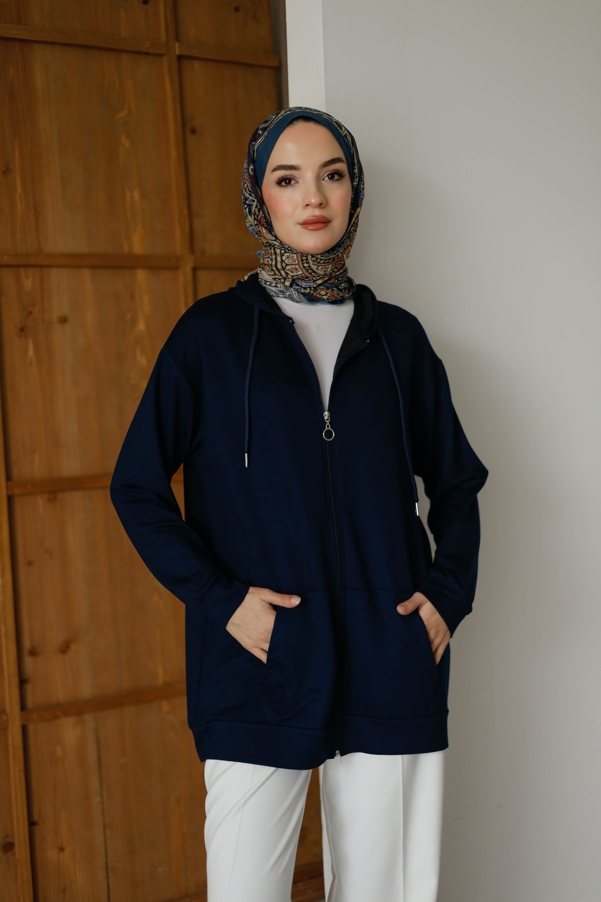 MOONSC Kadın Kapüşonlu Ve Cepli Tesettür Sweatshirt - Hırka görsel 8