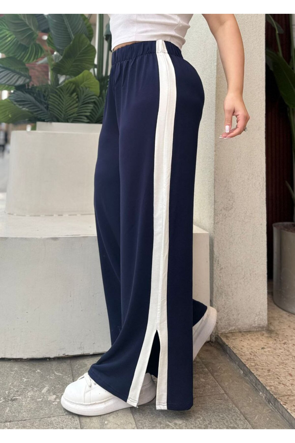 Butik Nilyam  Kadın Büyük Beden Şerit Yırtmaçlı İki İplik Eşofman Altı 24605 Lacivert - Görsel 7