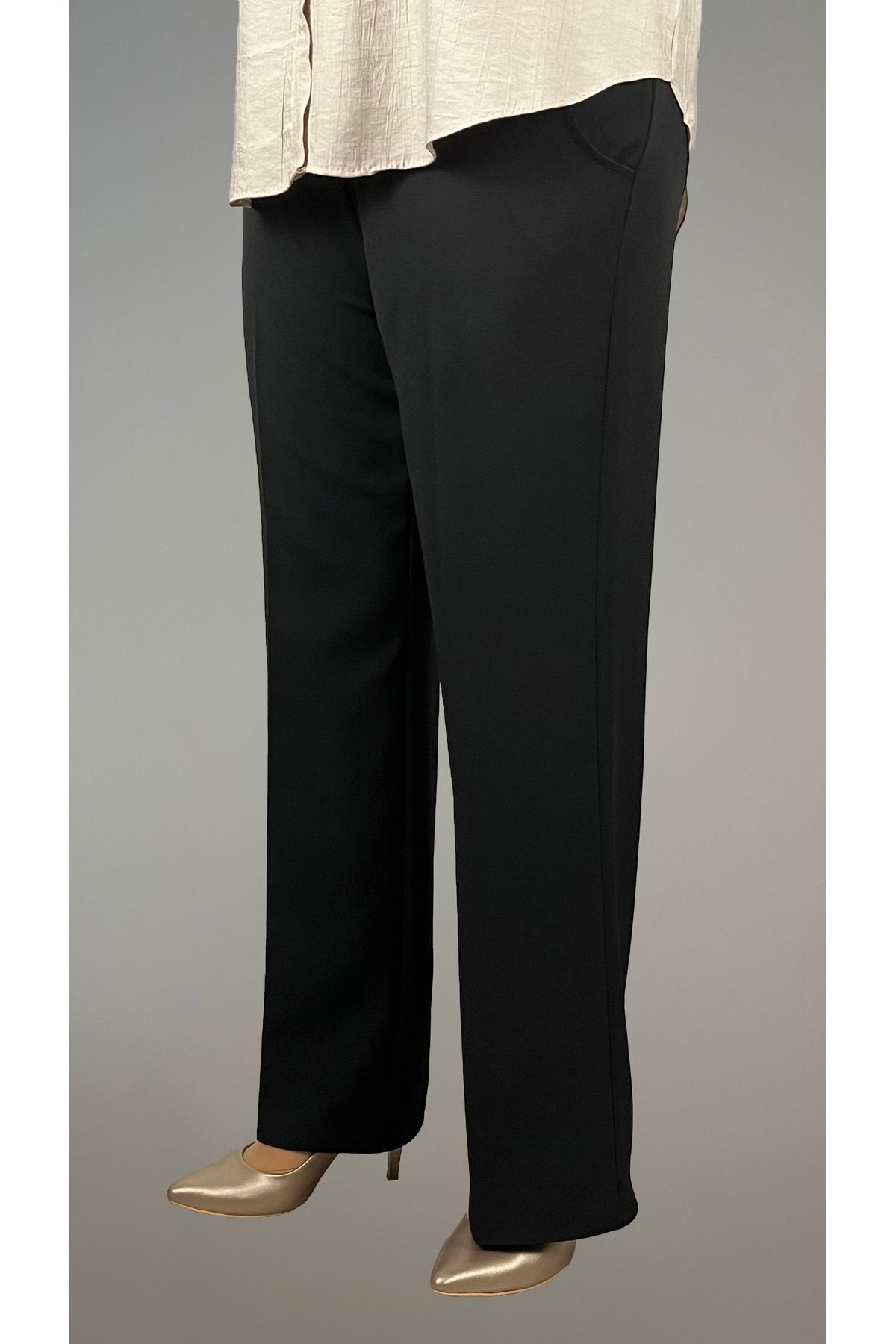 Taşpınar Butik  Siyah Beli Lastikli Büyük Beden Likralı Boru Paça Pantolon