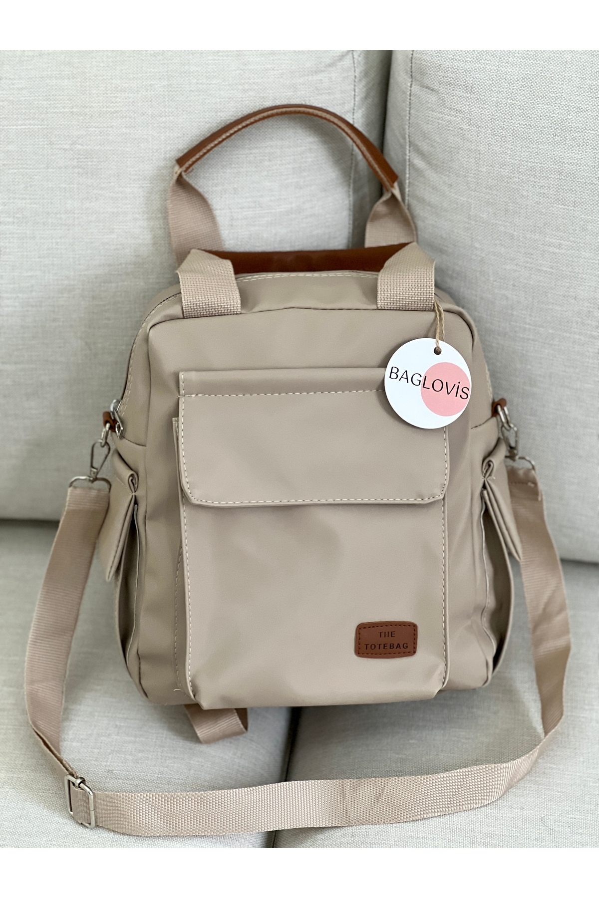 BAGLOVİS  YANLARI VE ÖNÜ CEP DETAYLI VİZON KADIN SIRT ÇANTASI - Görsel 4