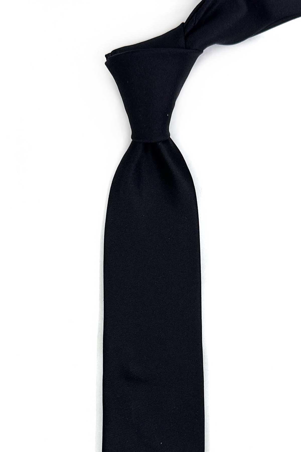  کراوات ابریشمی طرح‌دار مشکی ساده ۶.۶ سانتی‌متری IK2314