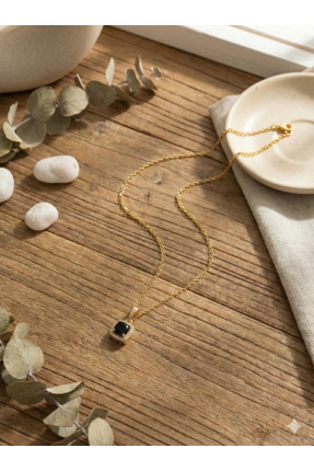 AUREVLİS Siyah Zirkon Taşlı Gold Renk Kadın Kolye