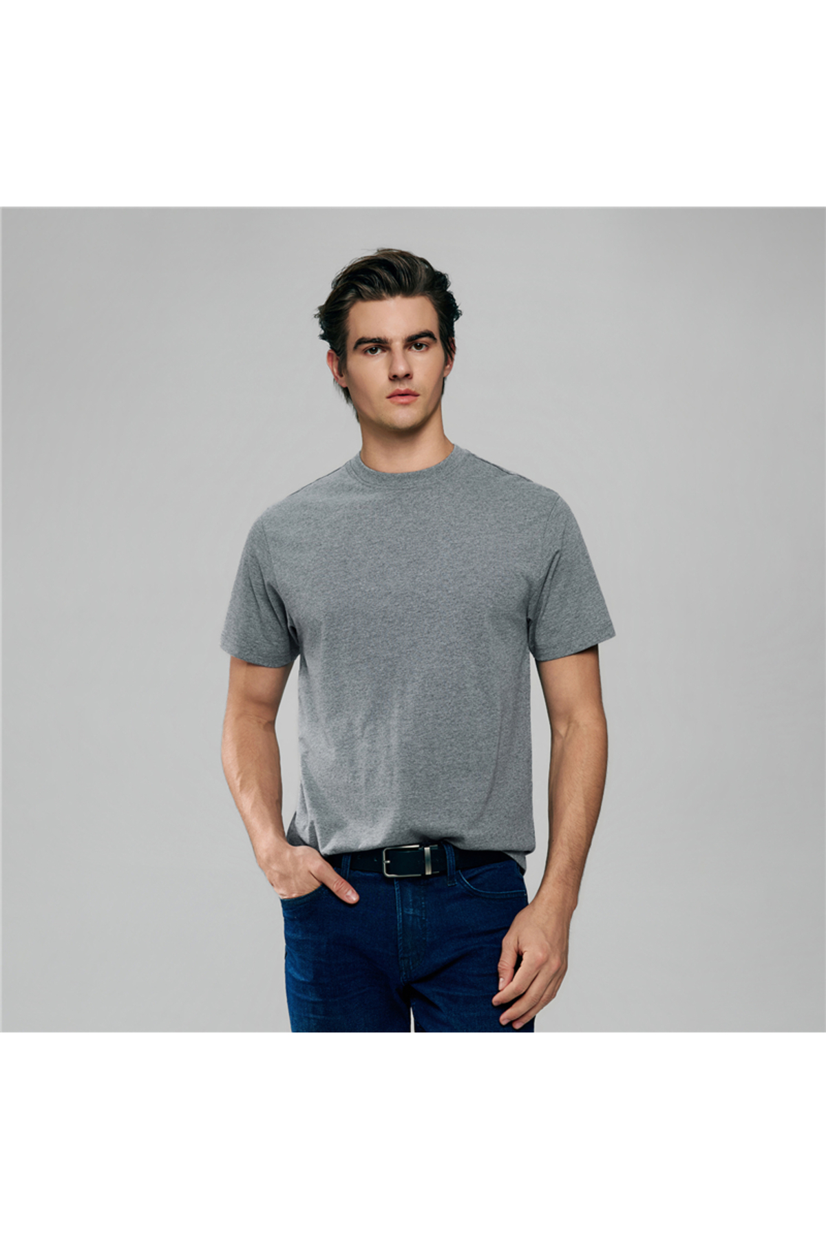 Giordano Men’s Slim Fit Cotton Crew Neck Tee