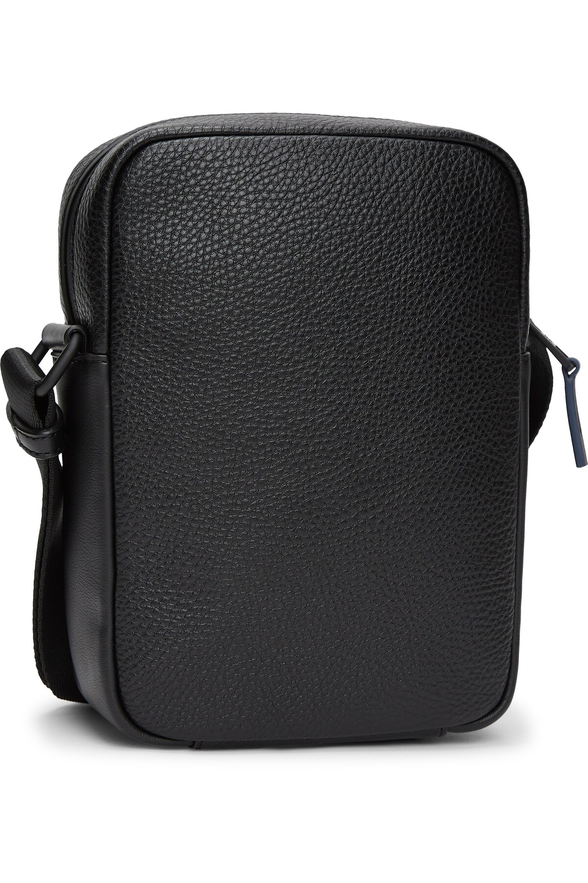 تامی هیلفیگر گزارشگر کوچک مدرن TH