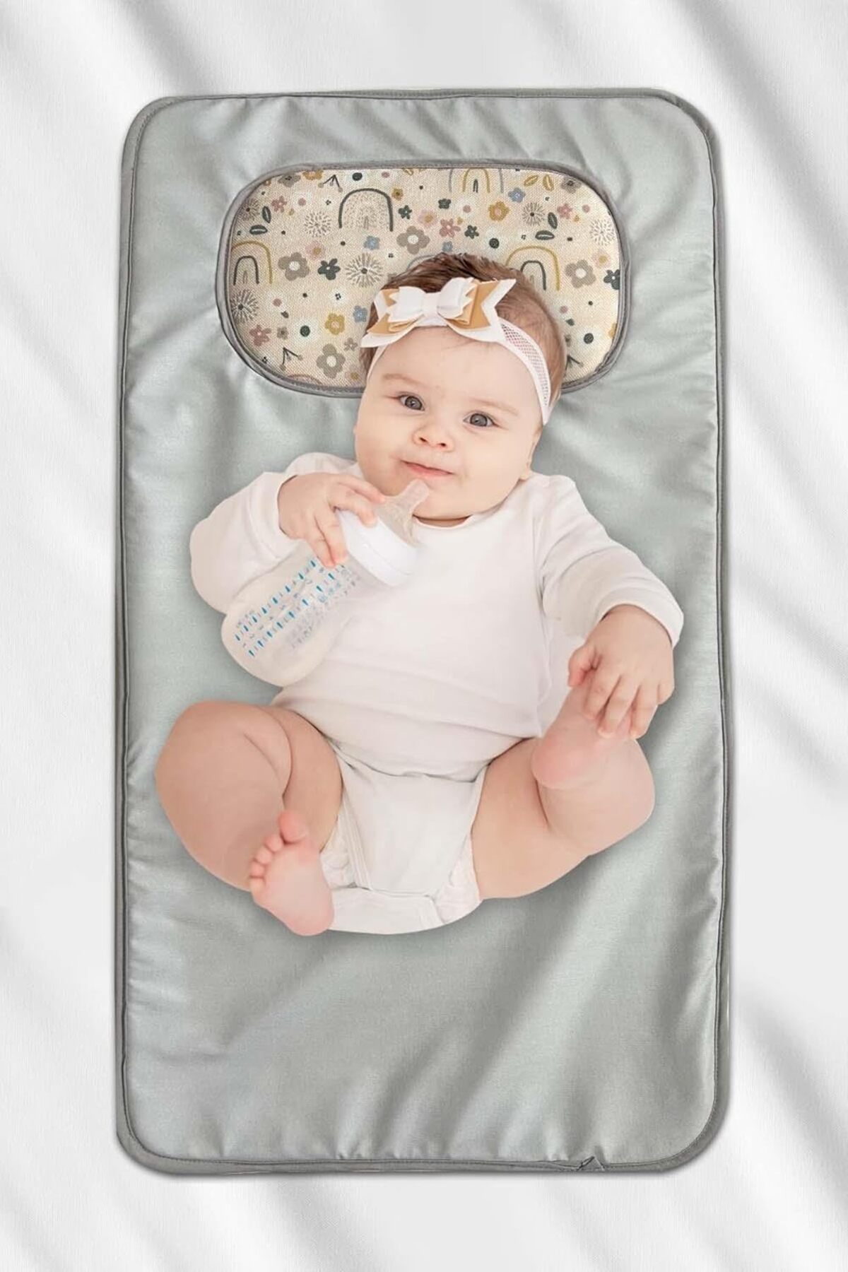 E&D Collection Gökkuşağı Desenli Yenidoğan Alt Açma Değiştirme Pedi Minderi Örtüsü fotoğrafı 2 (önizleme)