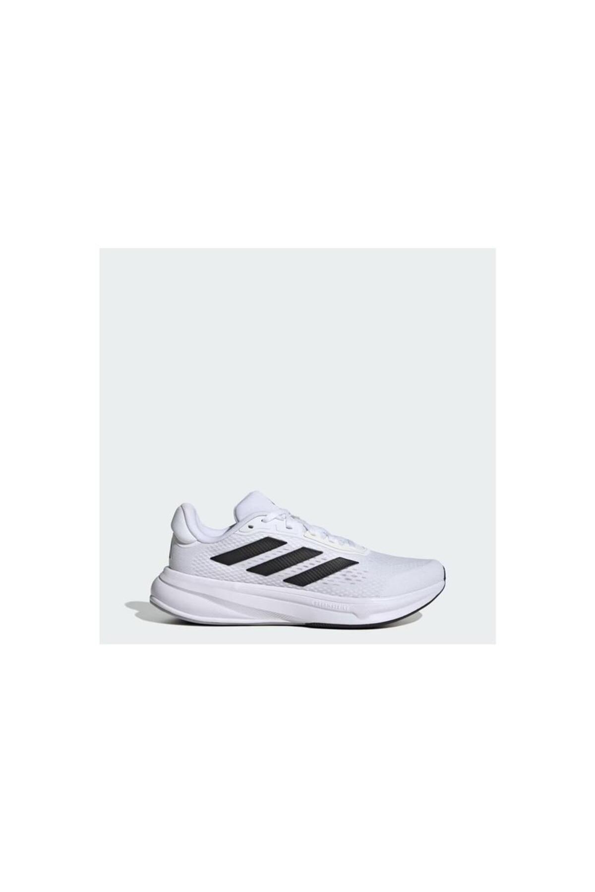 آدیداس پاسخ فوق العاده