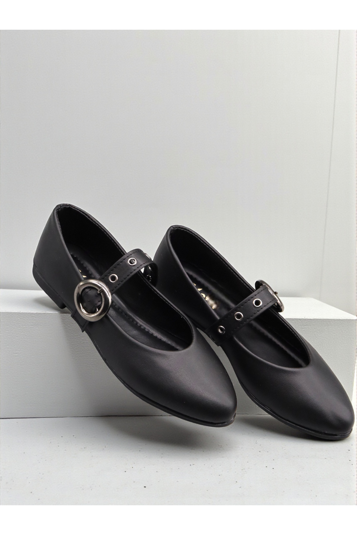 HFKY  Tasarım Tokalı Lastikli Babet Ayakkabı