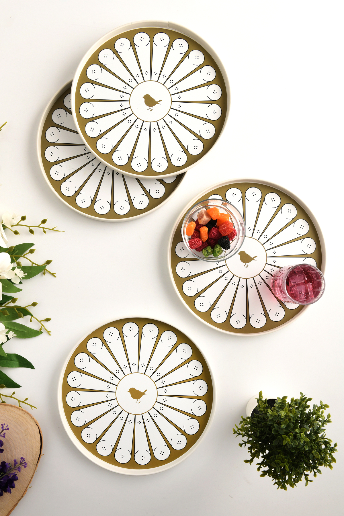 4-Piece Love Bird Tray 22 cm Beige-White