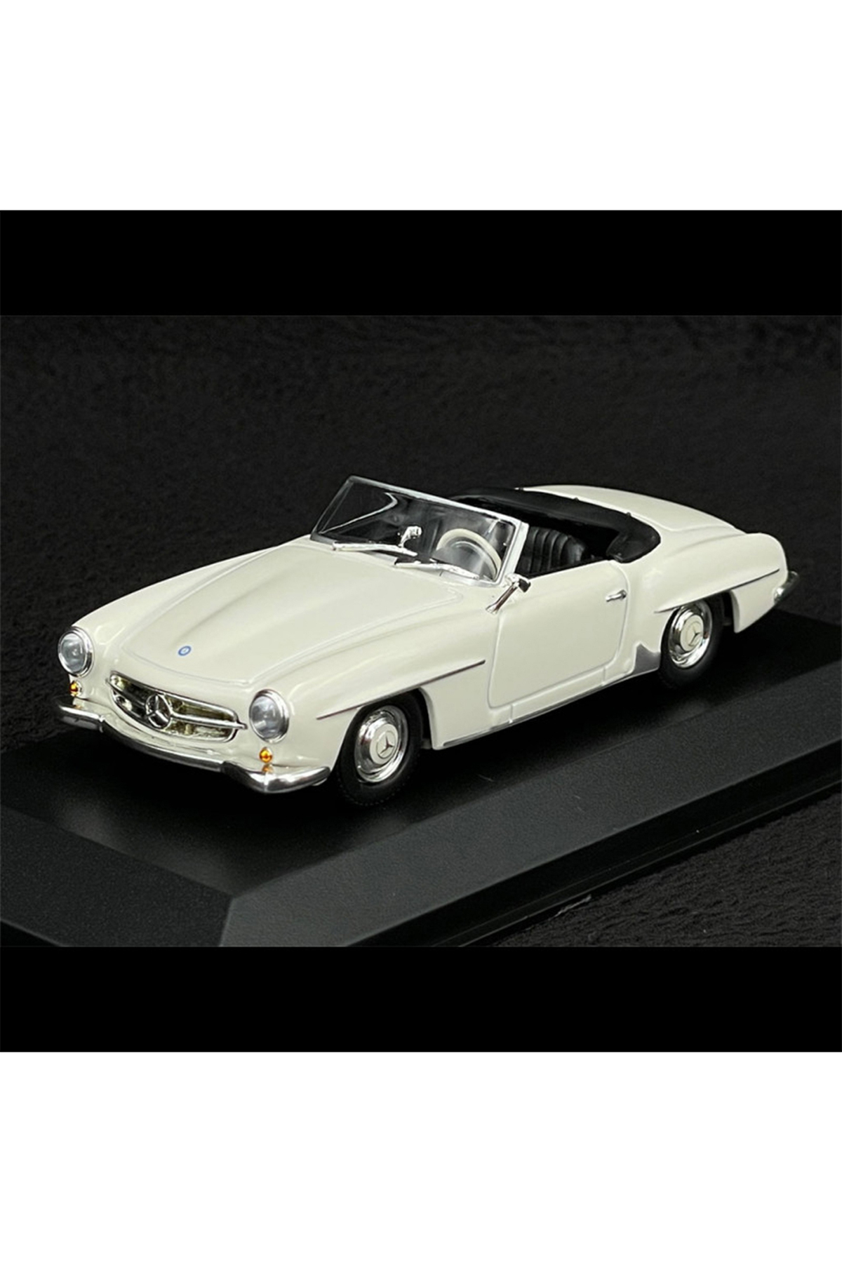 Maxichamps 1:43 Ölçek 1955 Mercedes Benz 190 SL (W121) - Diecast