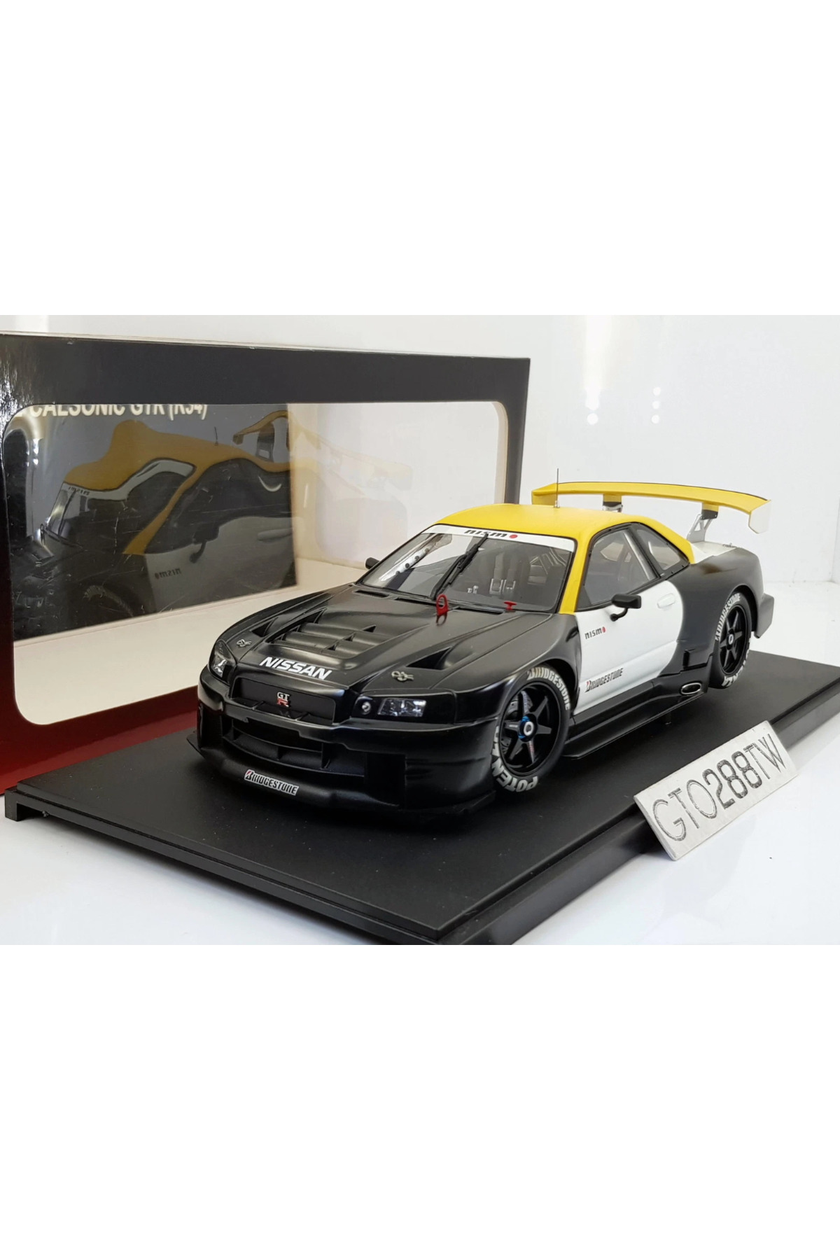 aslanhobi AUTOart 1:18 Nissan Skyline GT-R Nismo(R34) JGTC 2001