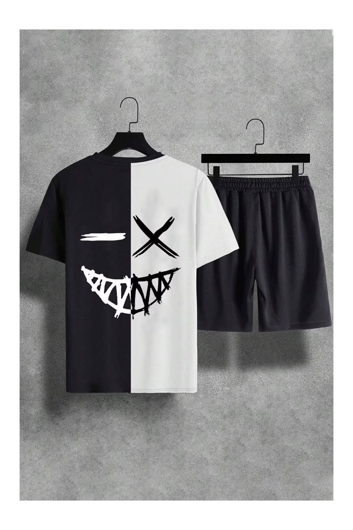 طقم رياضي كامل