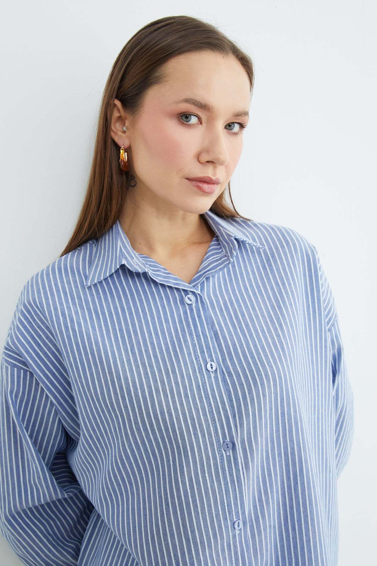 Fullamoda  Çizgili Arkası Uzun Oversize Gömlek - Görsel 7