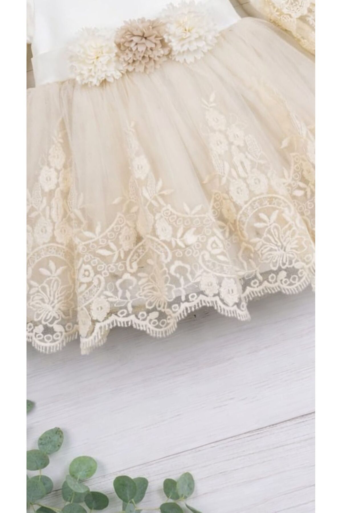 Panfilia Kız Bebek Güpürlü / Dantelli 4'lü Mevlüt Düğün Elbise Seti fotoğrafı 4 (önizleme)