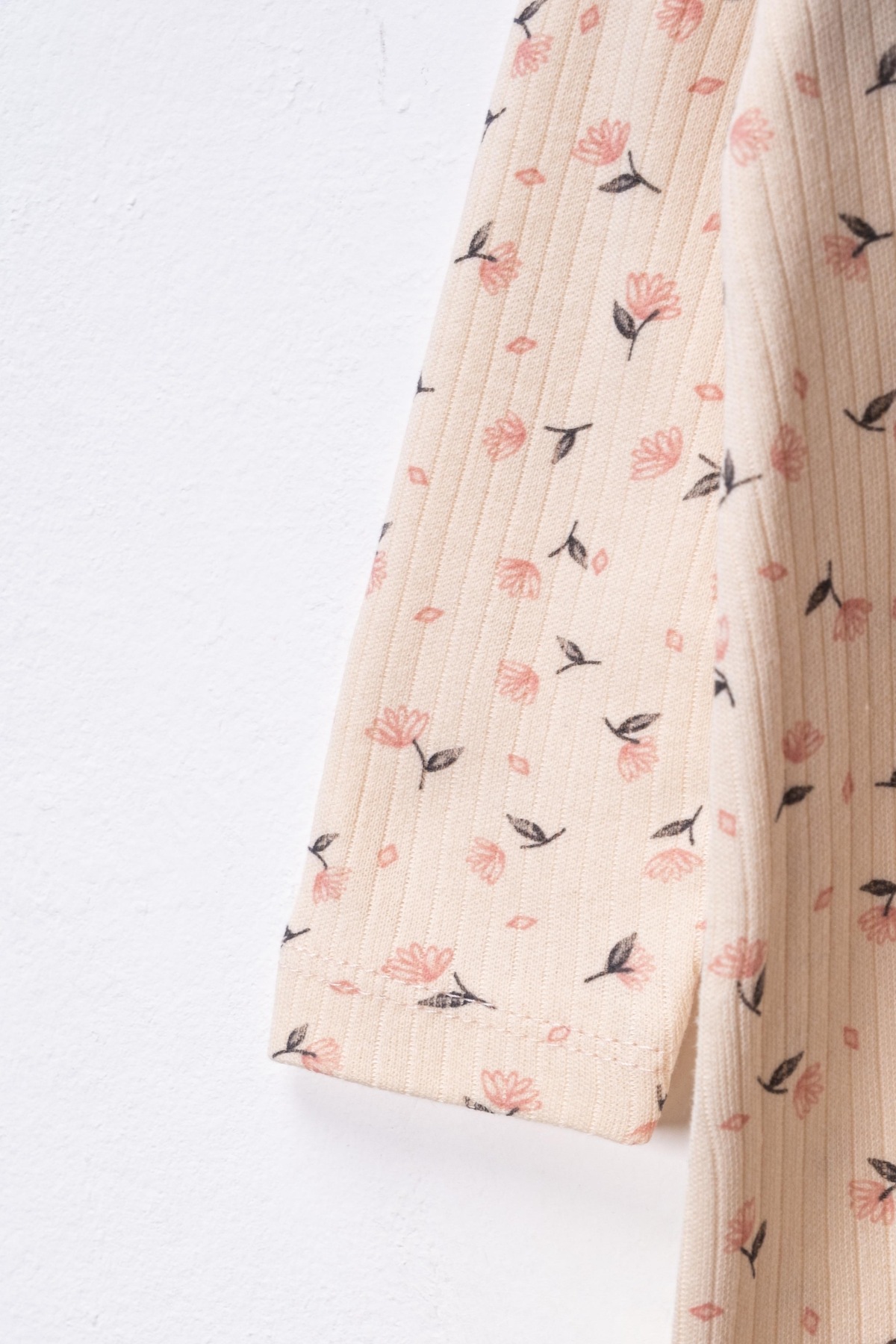 ENİA BABY Kız Bebek Desenli Renkli 3lü Tulum Takımı Yenidoğan Kıyafeti 3-6 Ay fotoğrafı 4 (önizleme)