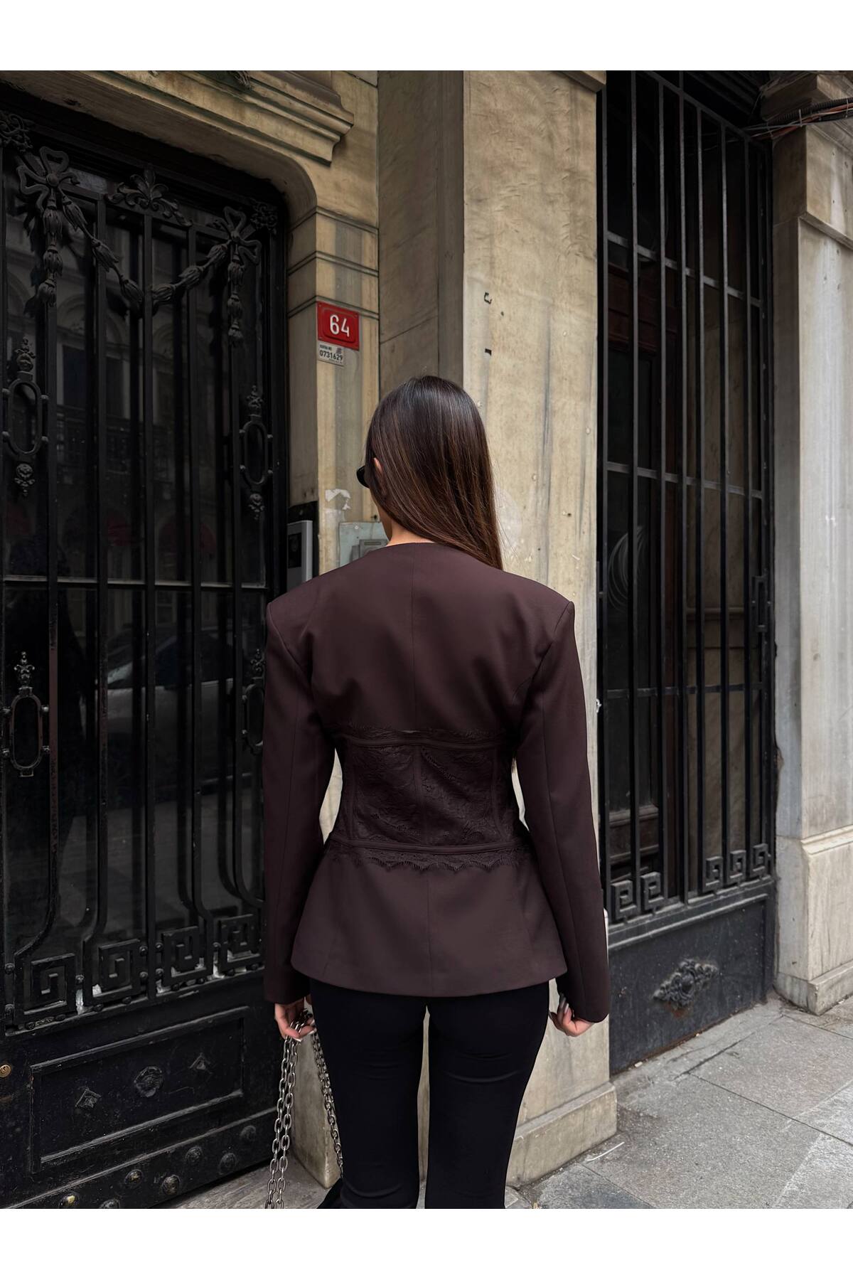 Julidress  Kahve Dantel Detaylı V Yaka Tasarım Premium Blazer Ceket - Görsel 5