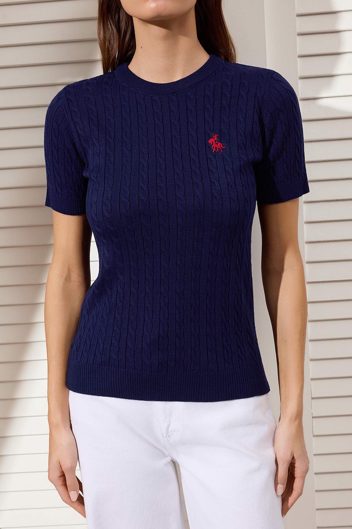 Trendyolmilla  Lacivert At Nakışlı Saç Örgü Triko Bluz TWOSS26BZ00137 - Görsel 4